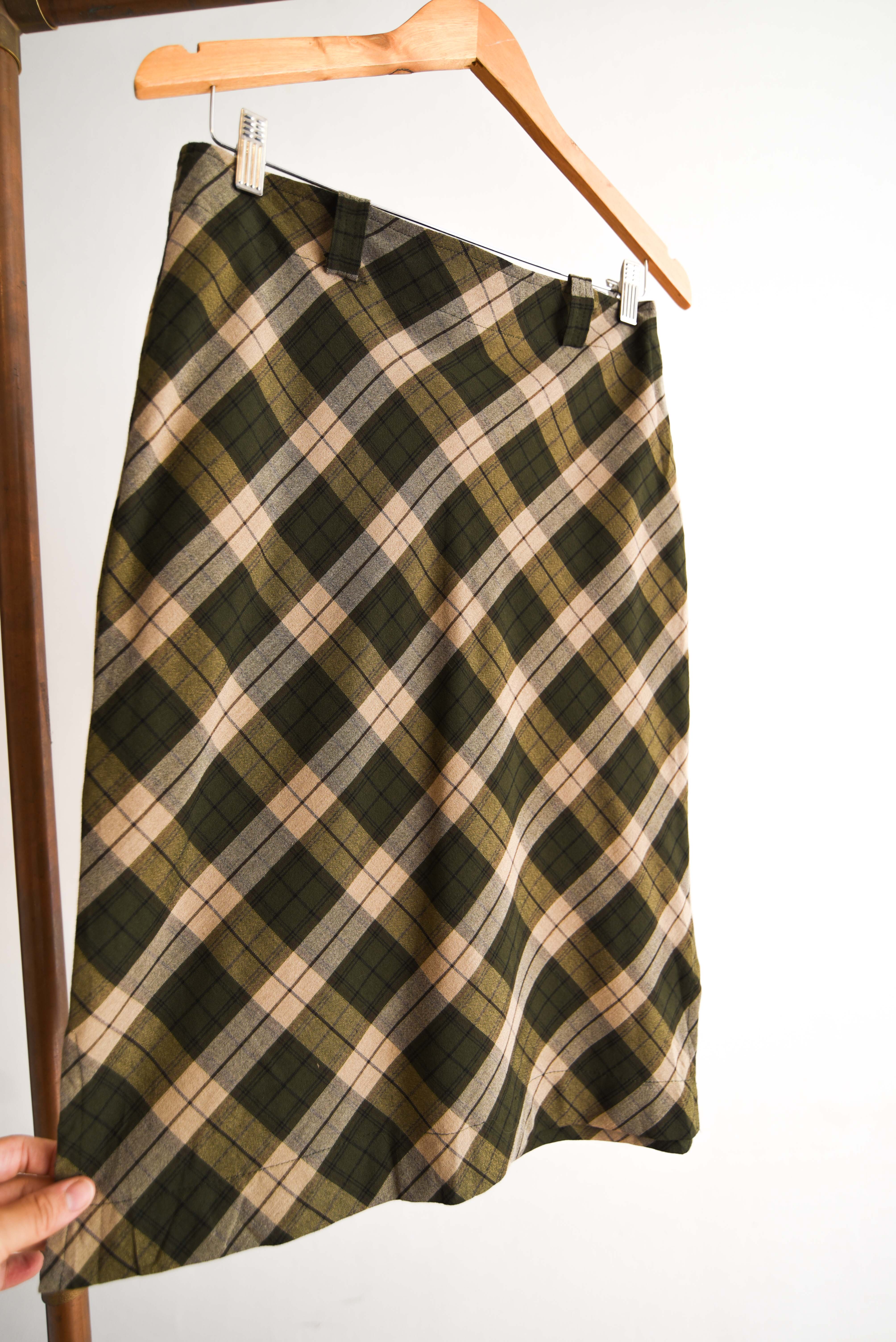 Falda 90s green tartán