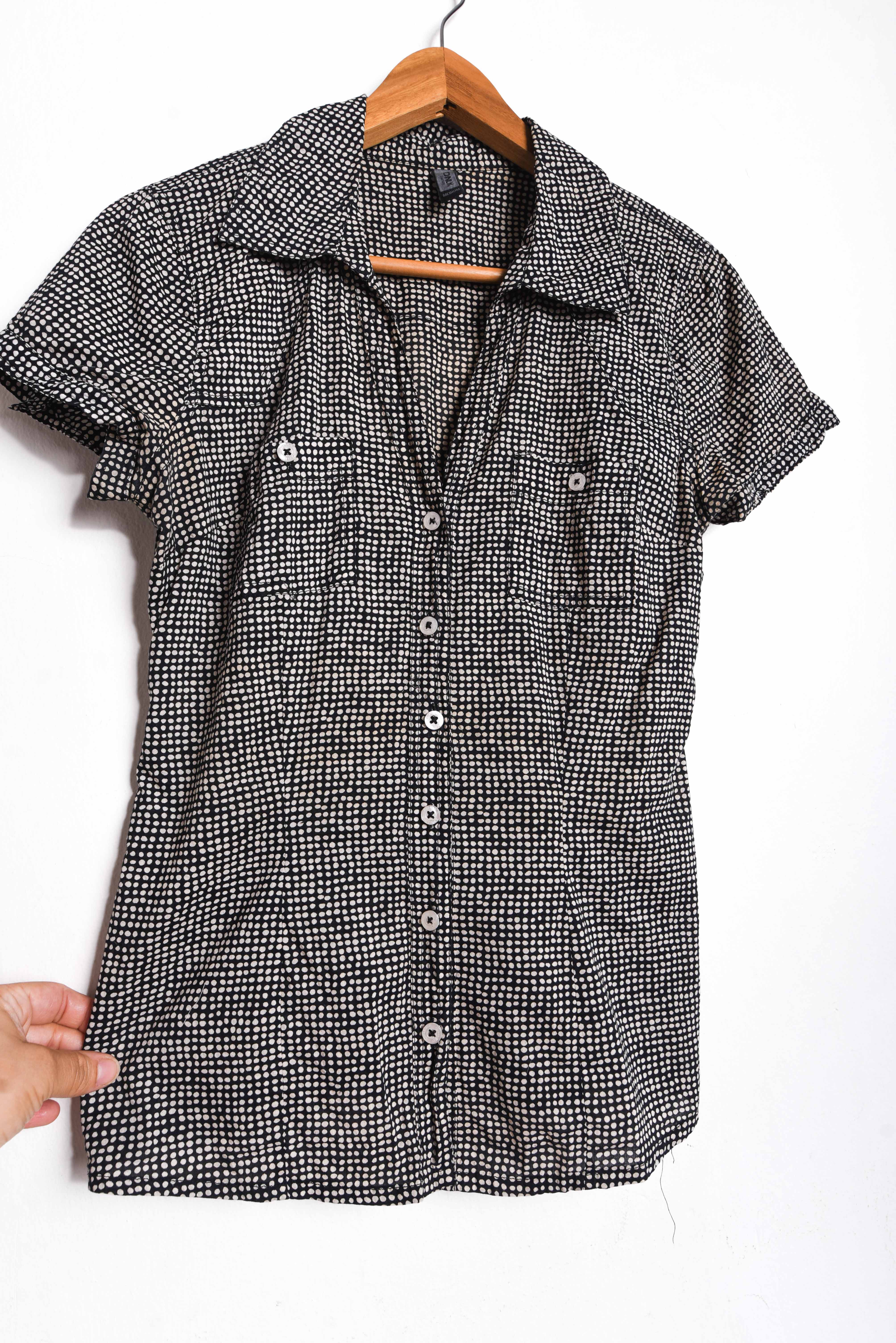 Blusa y2k negra dots