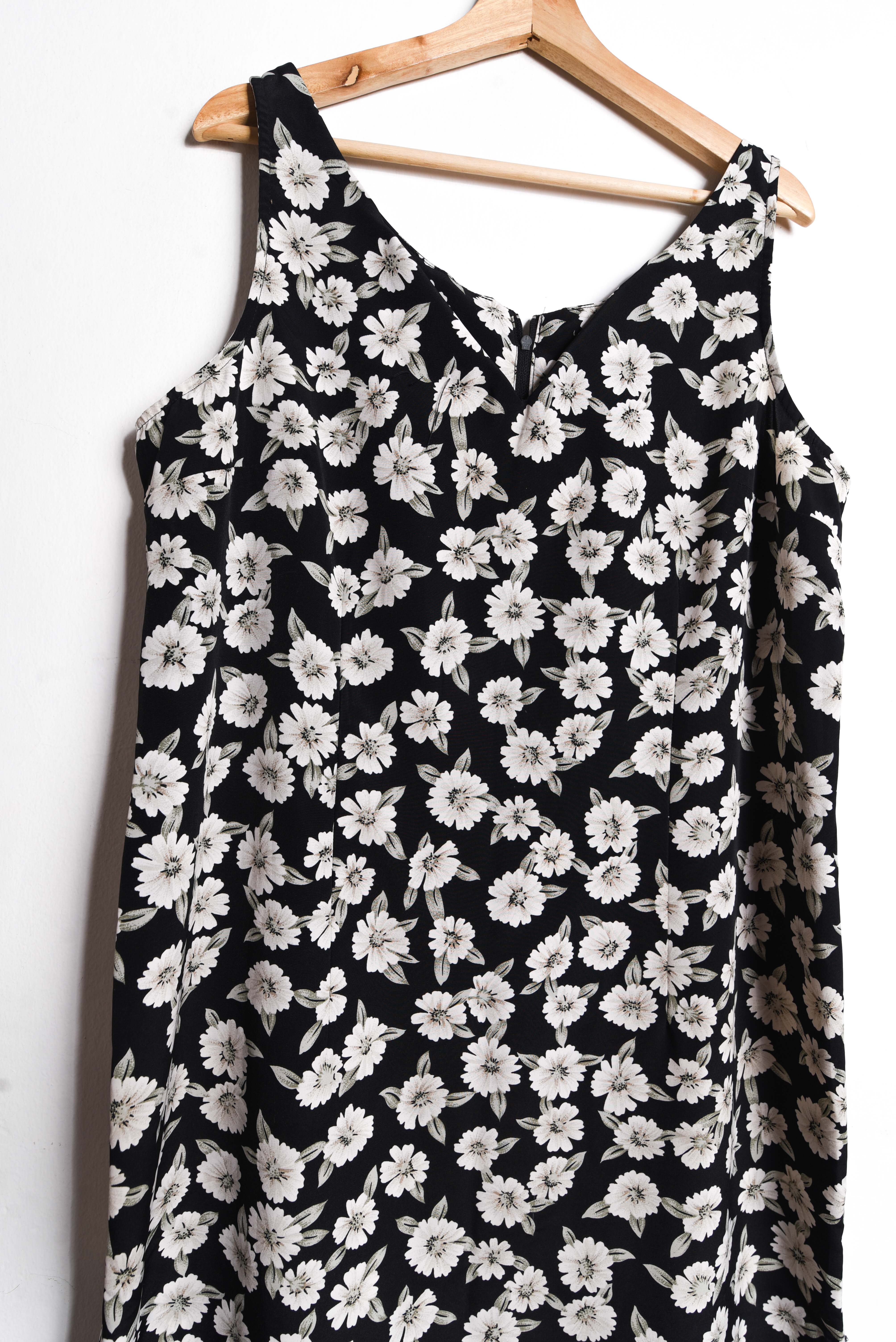 Vestido vintage flores grises