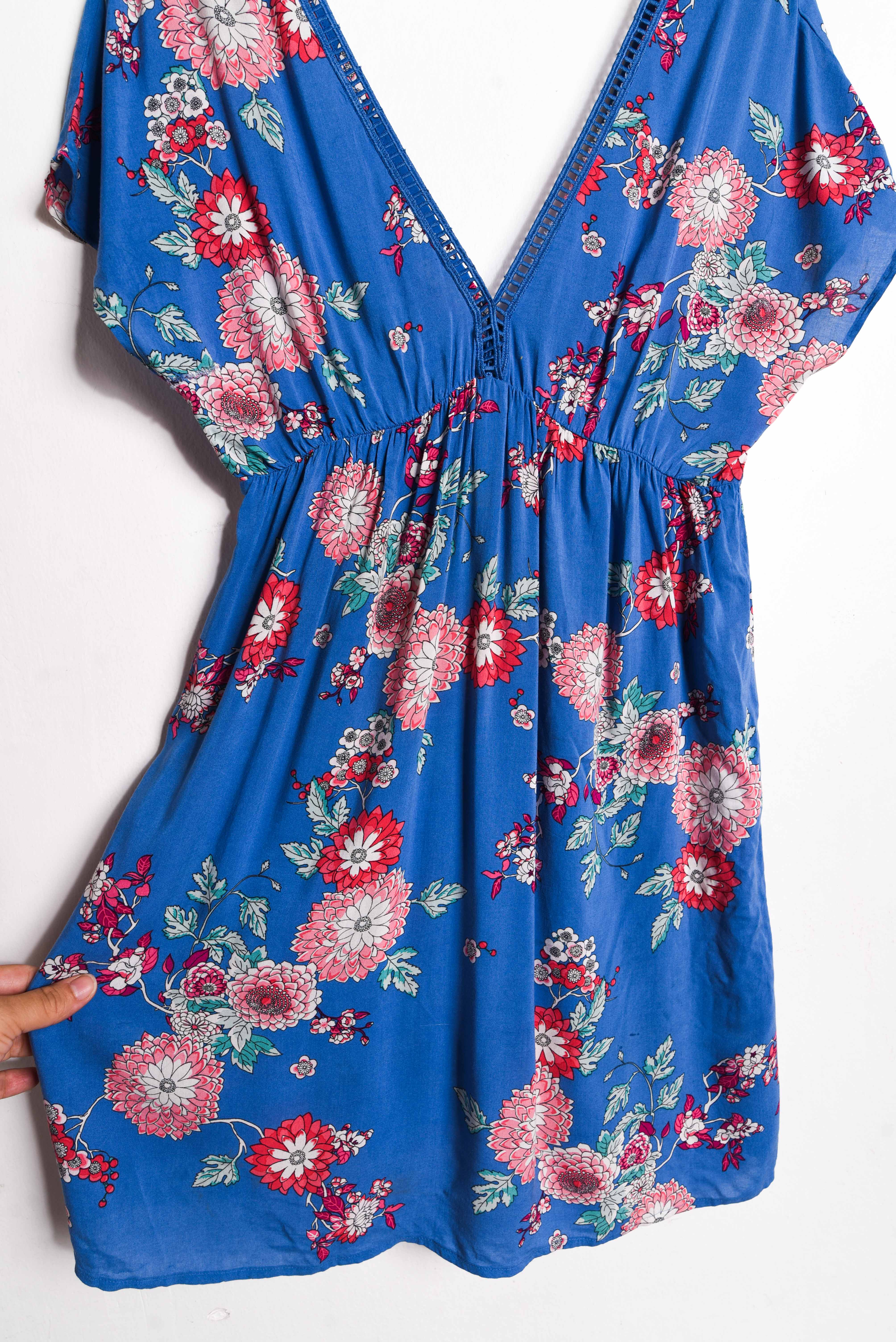 Vestido azulino floral summer