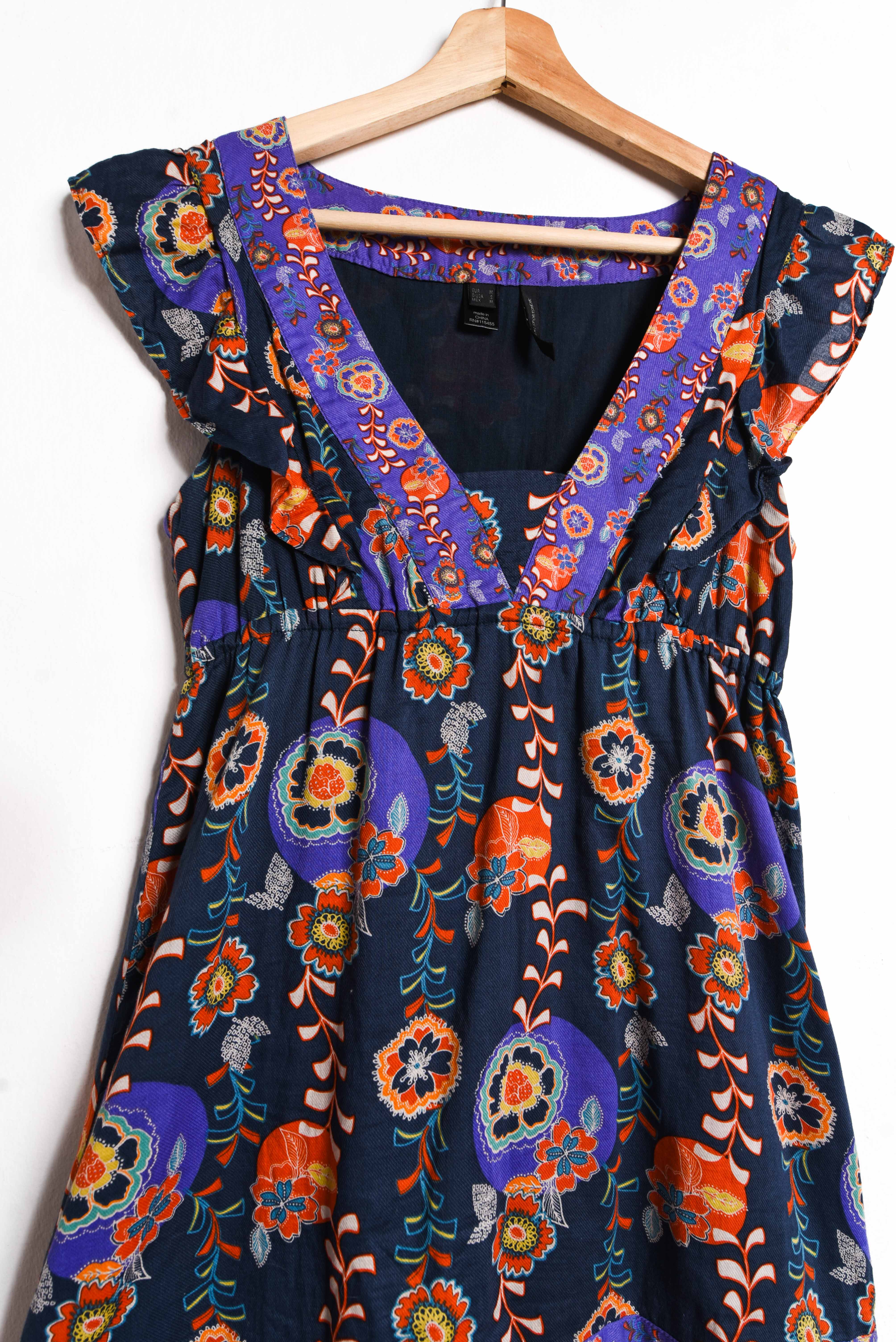 Vestido floral Mango