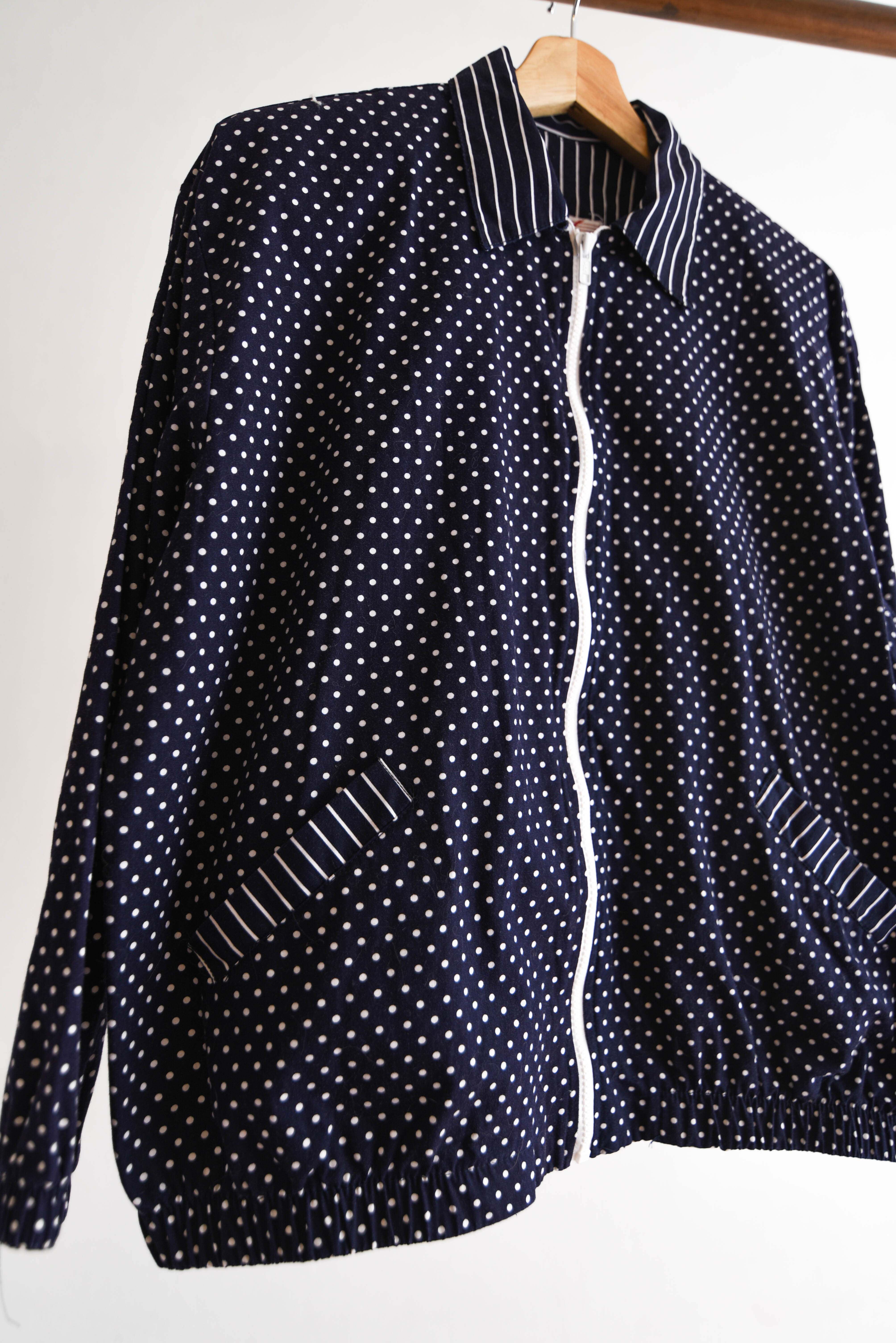 Chaqueta vintage navy polka dots