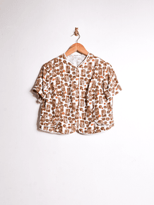 Blusa crop café floral