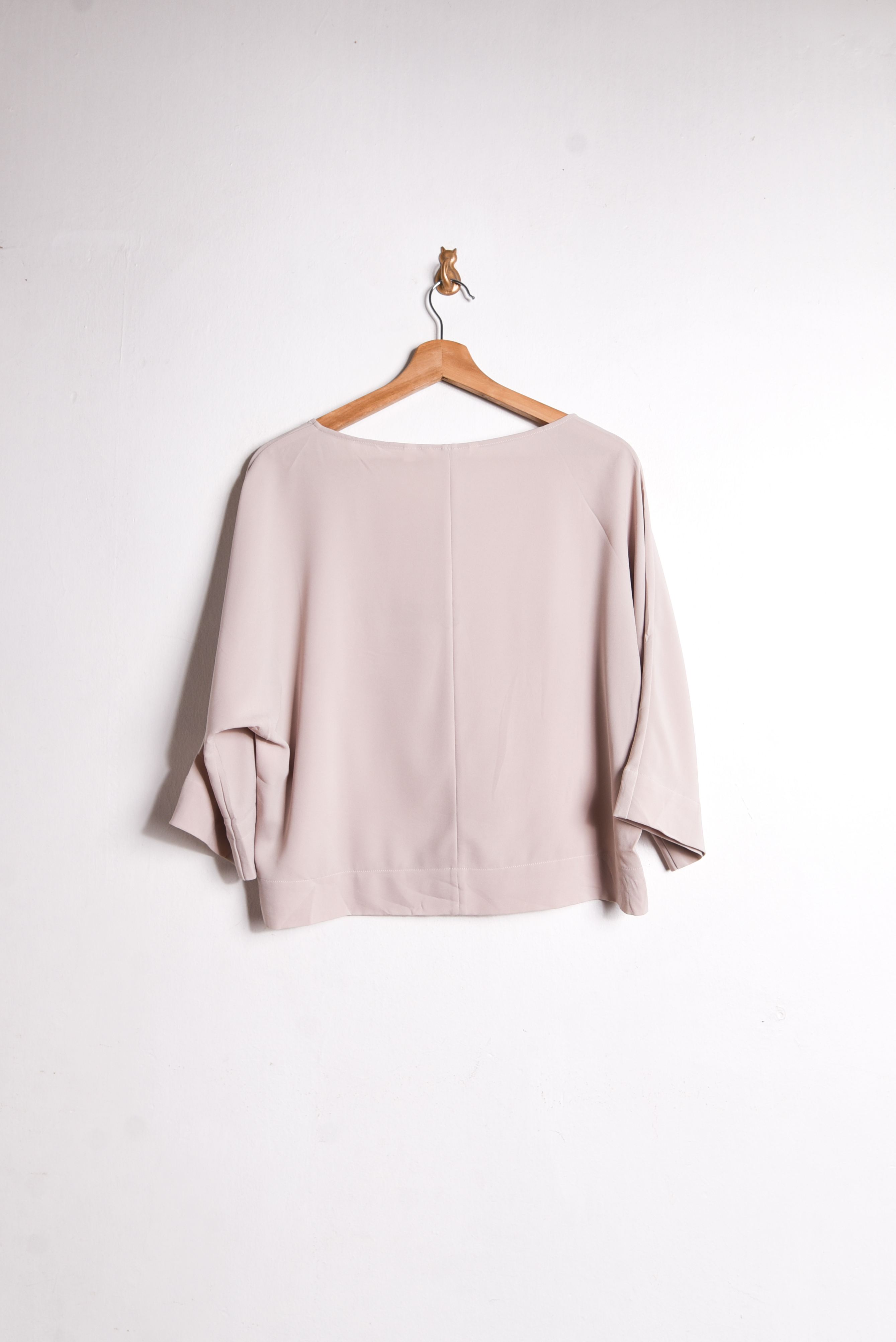 Blusa gris taupe
