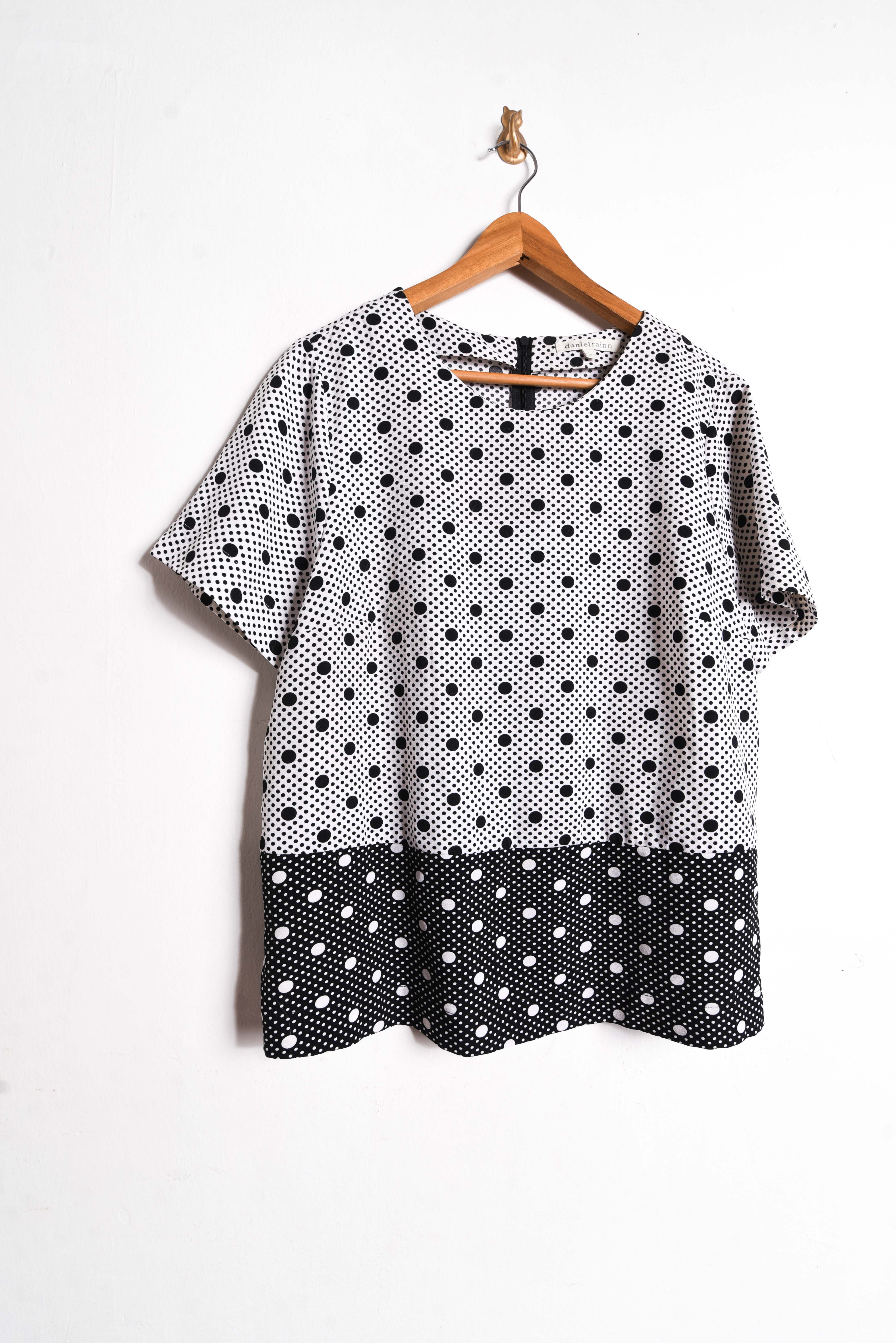 Blusa lunares b&w