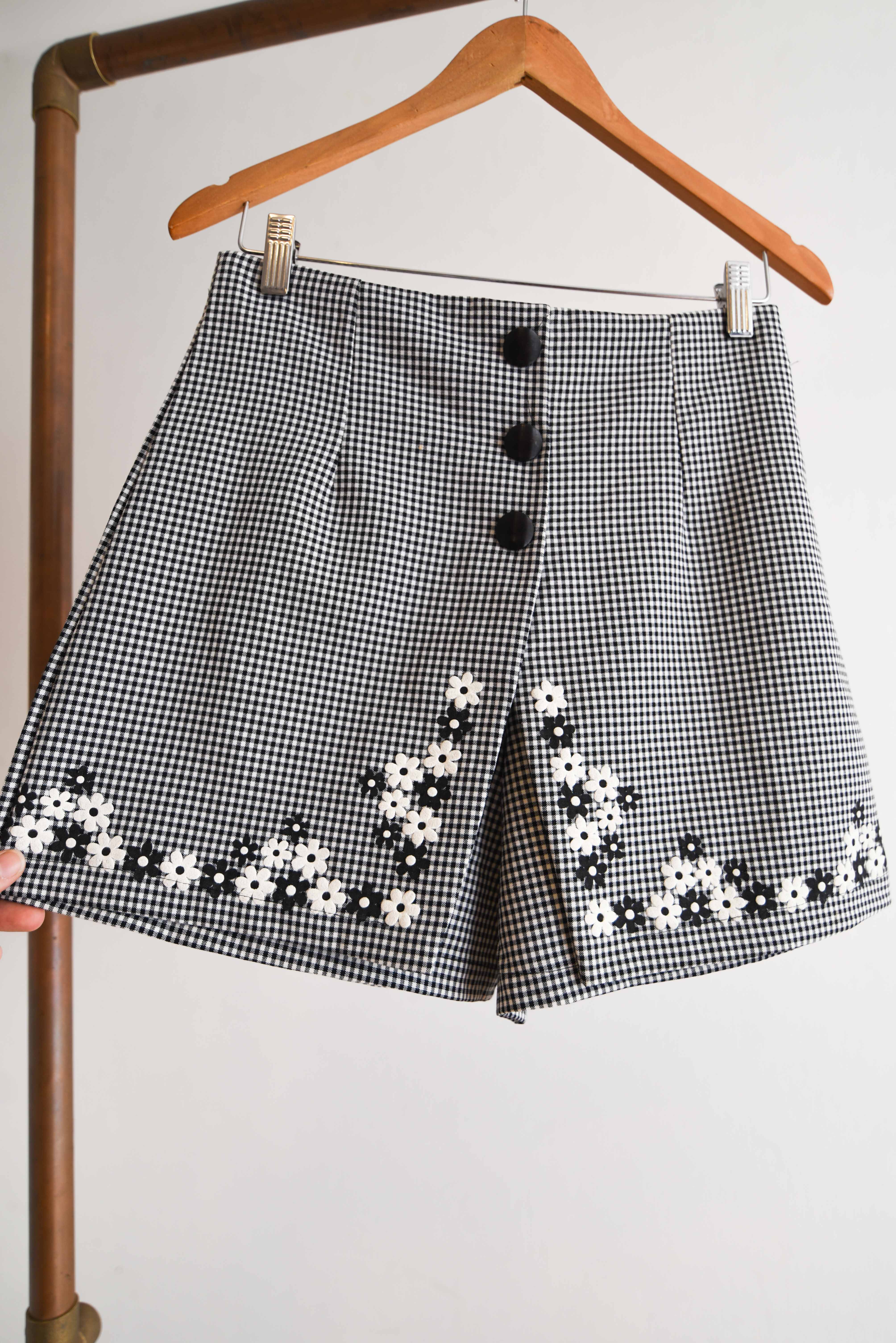Falda short gingham flores vintage