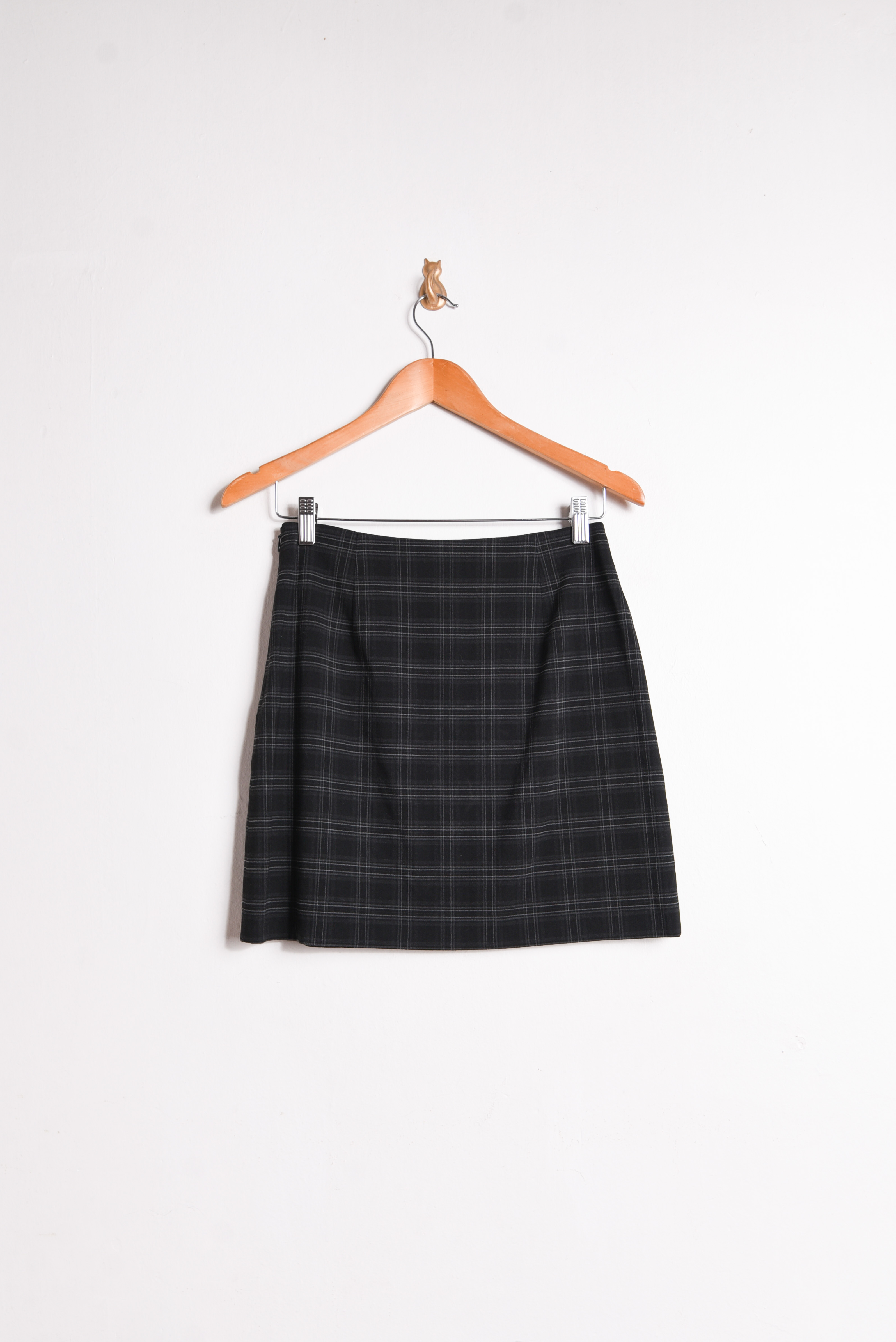 Falda 90s grafito tartán