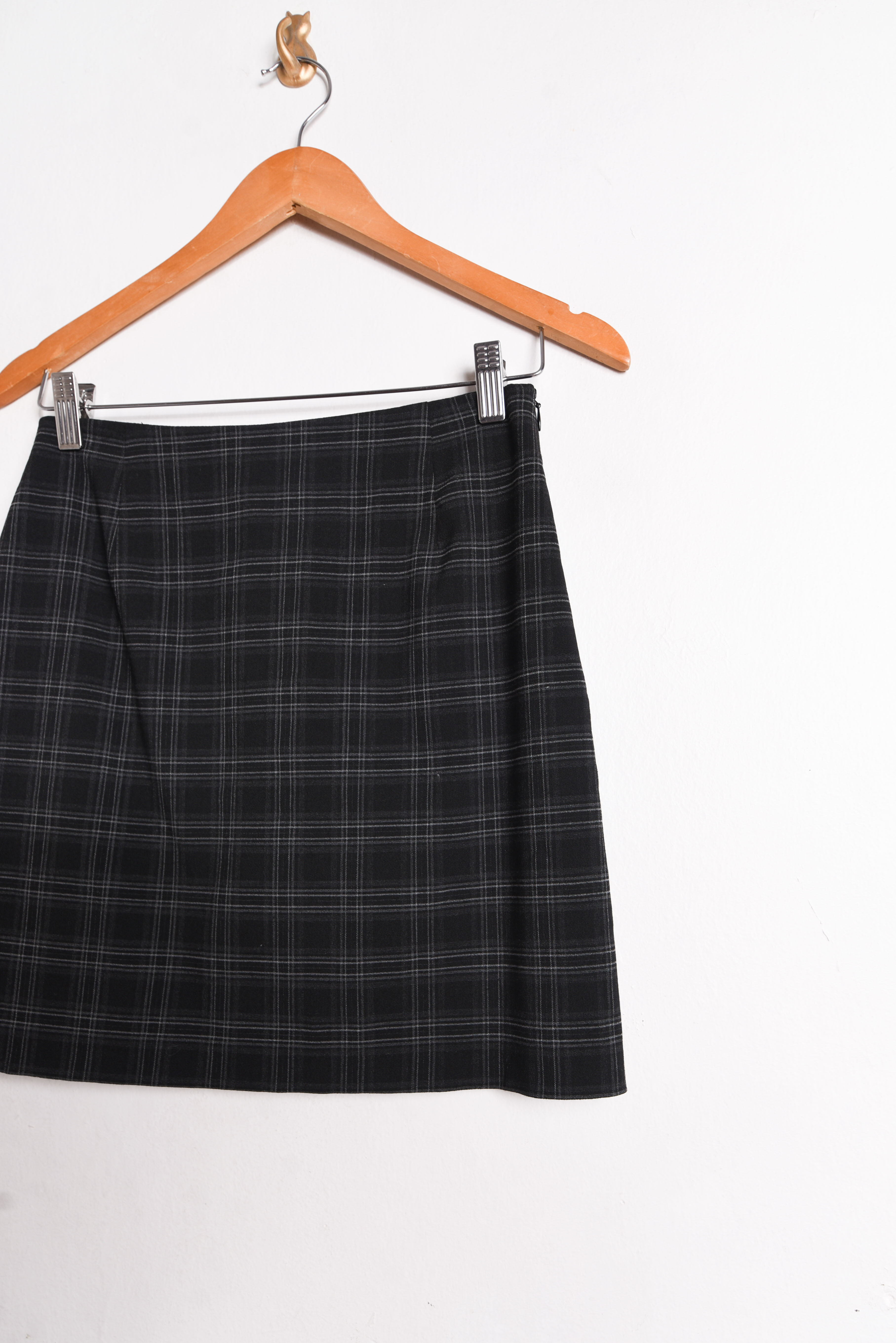 Falda 90s grafito tartán