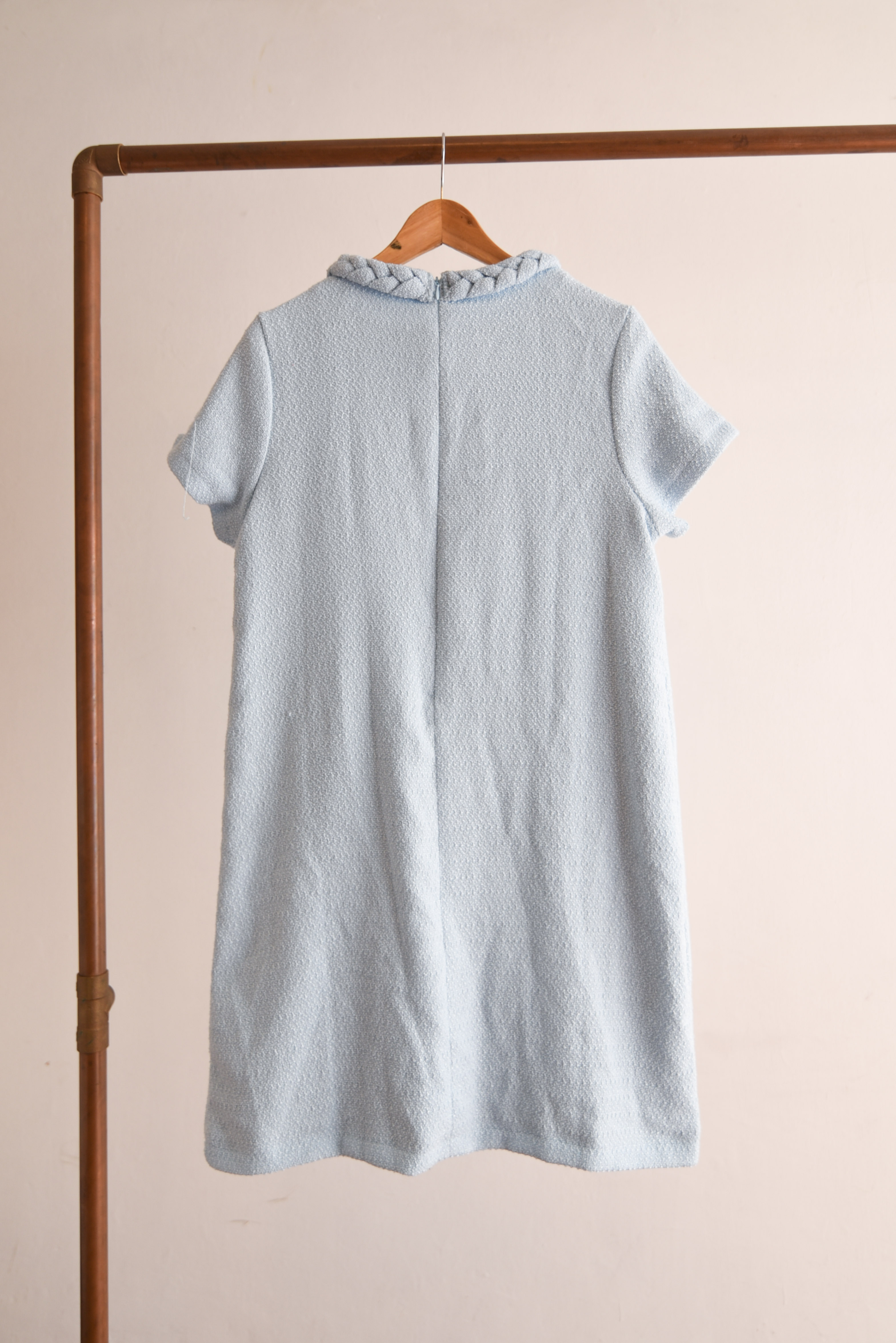 Vestido tweed celeste pastel