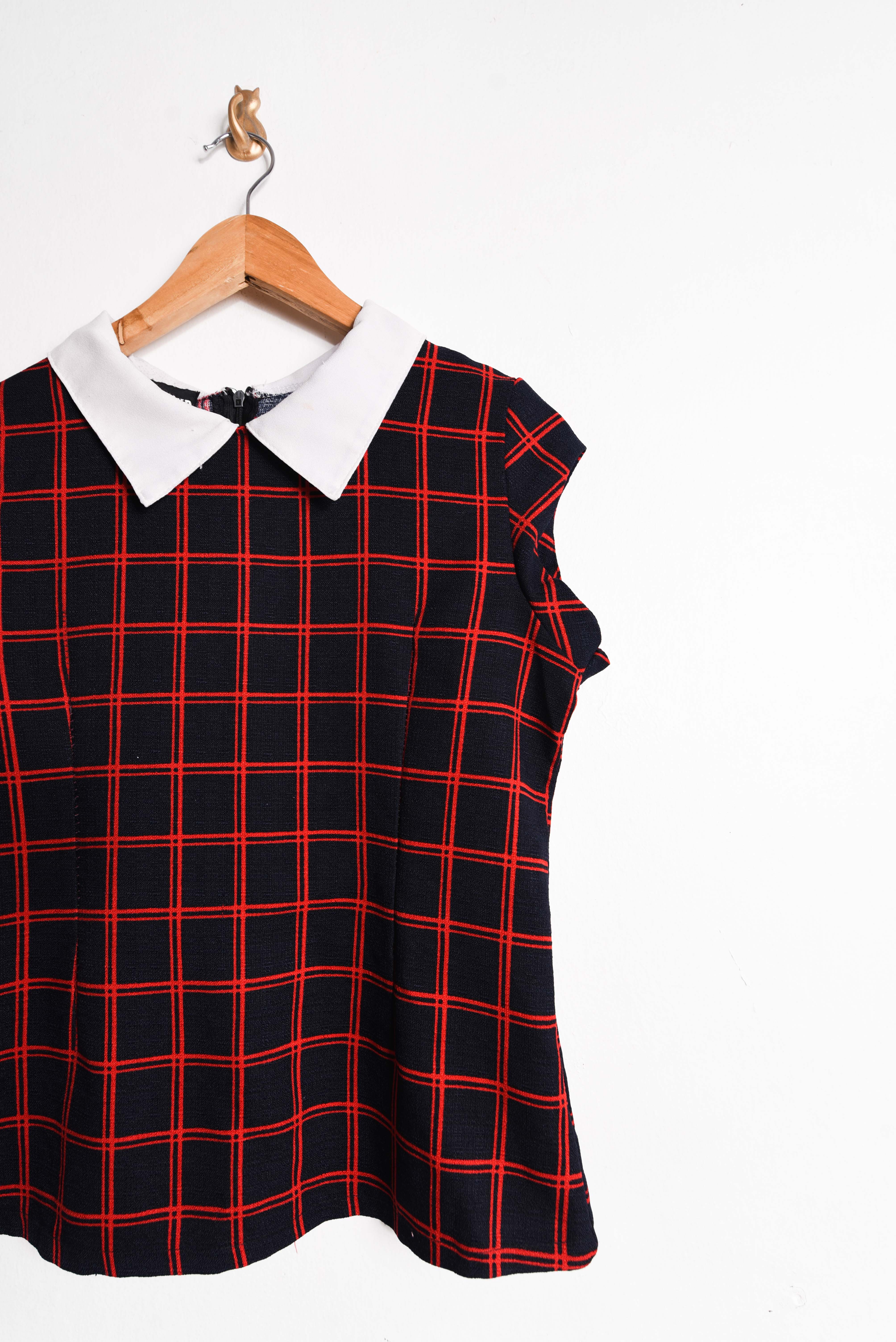 Top navy grilla cuellito