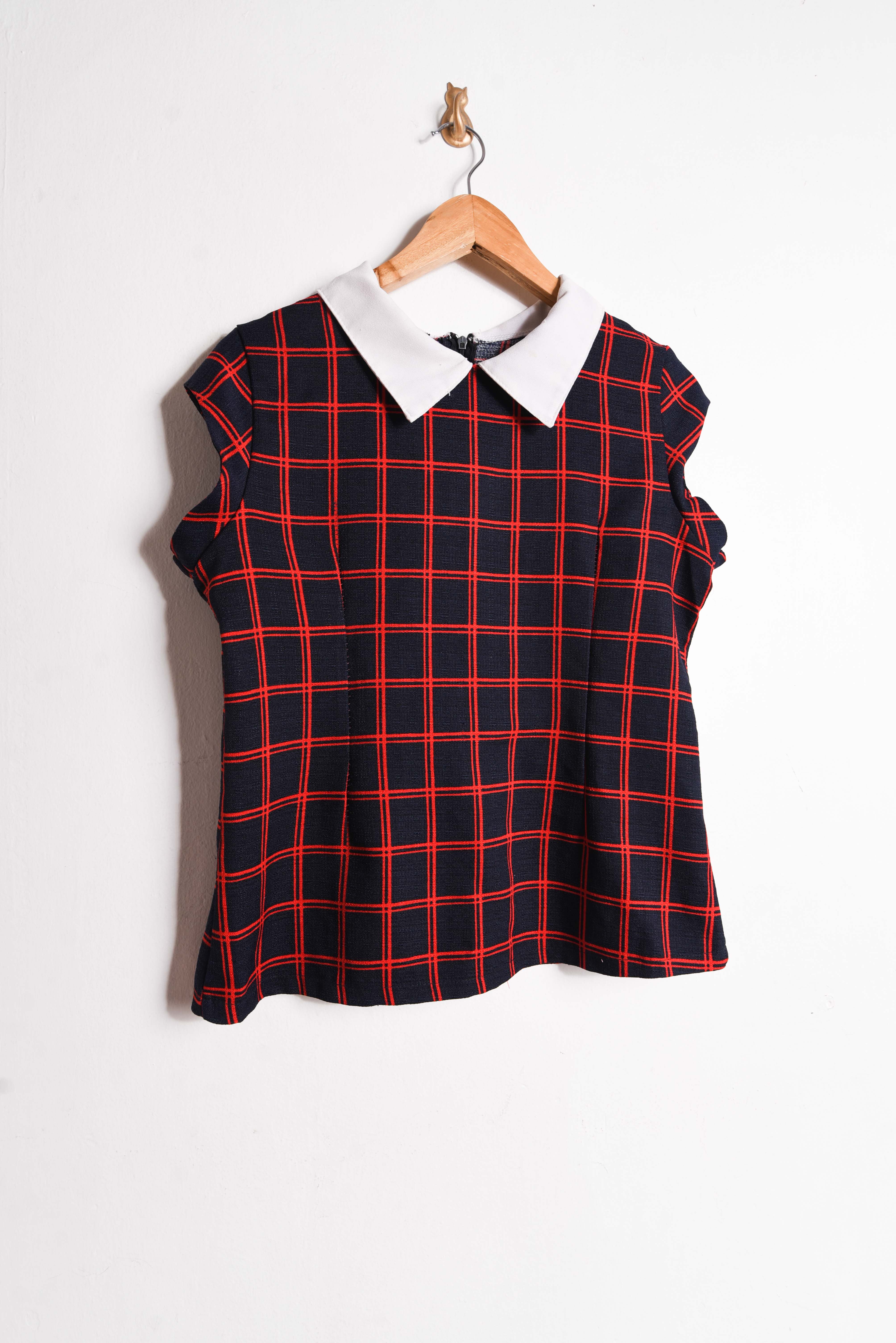 Top navy grilla cuellito