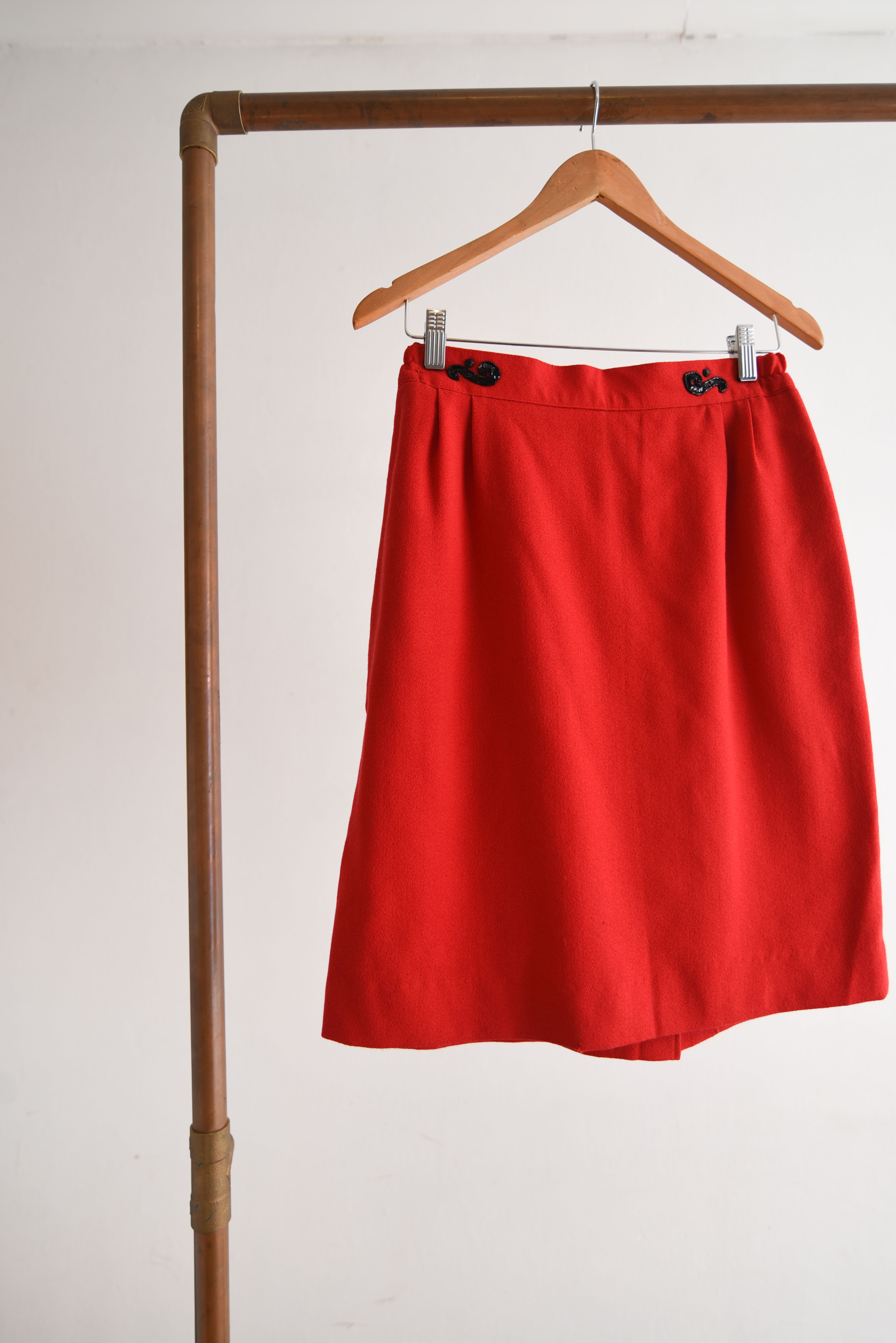 Falda roja lana vintage lentejuela