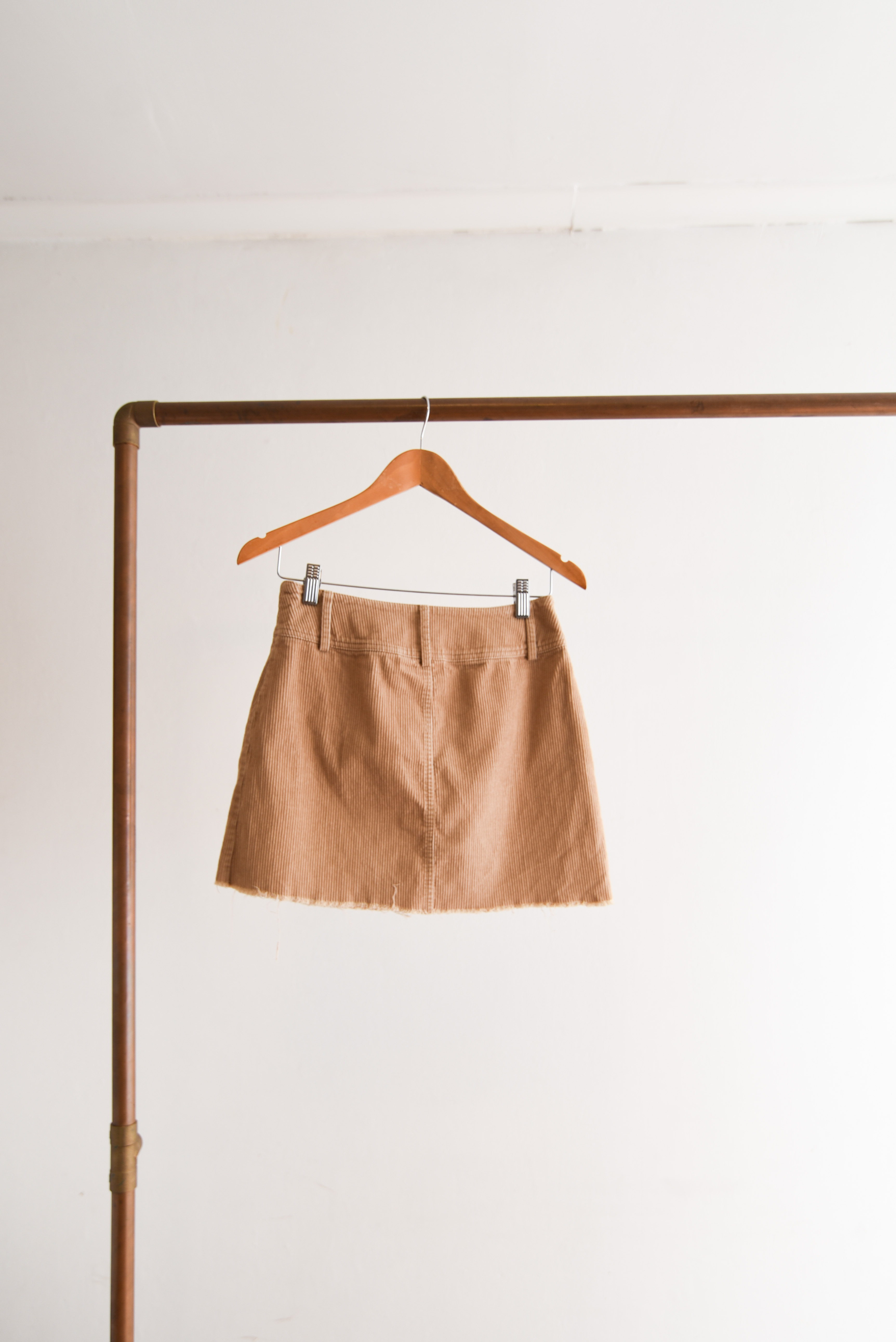 Mini falda cotelé latte