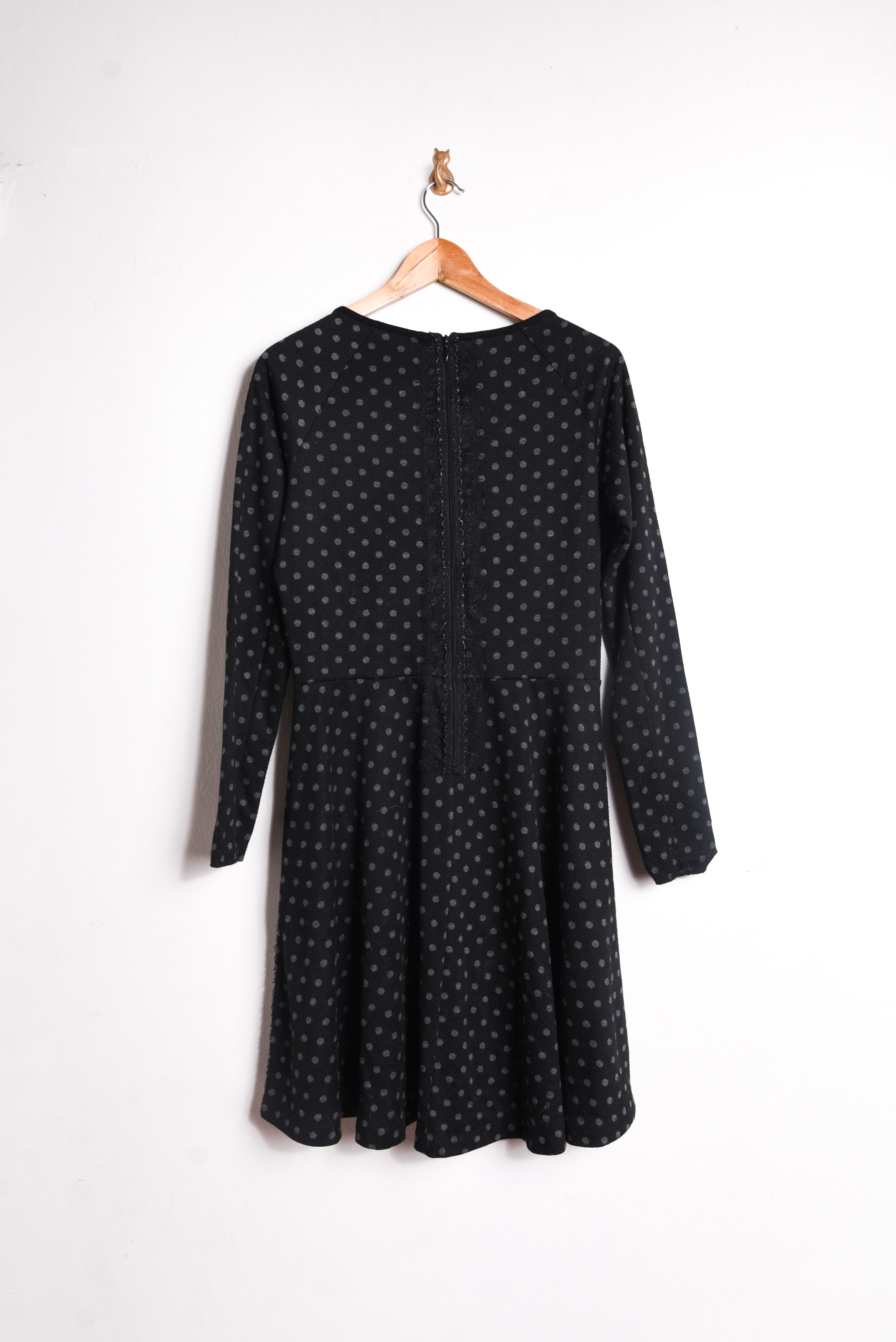 Vestido negro polka dots otoño