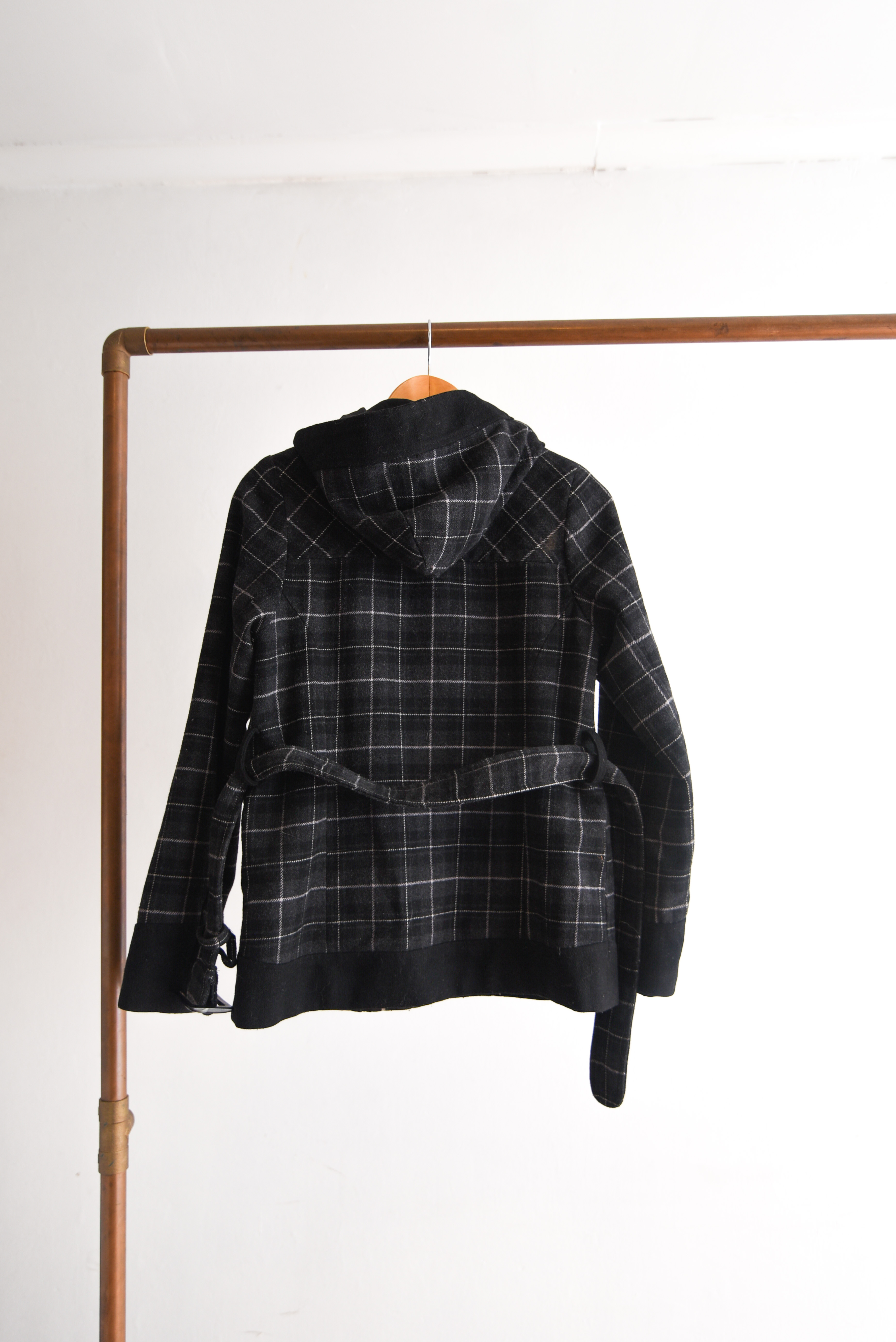 Chaqueta grafito tartán capucha