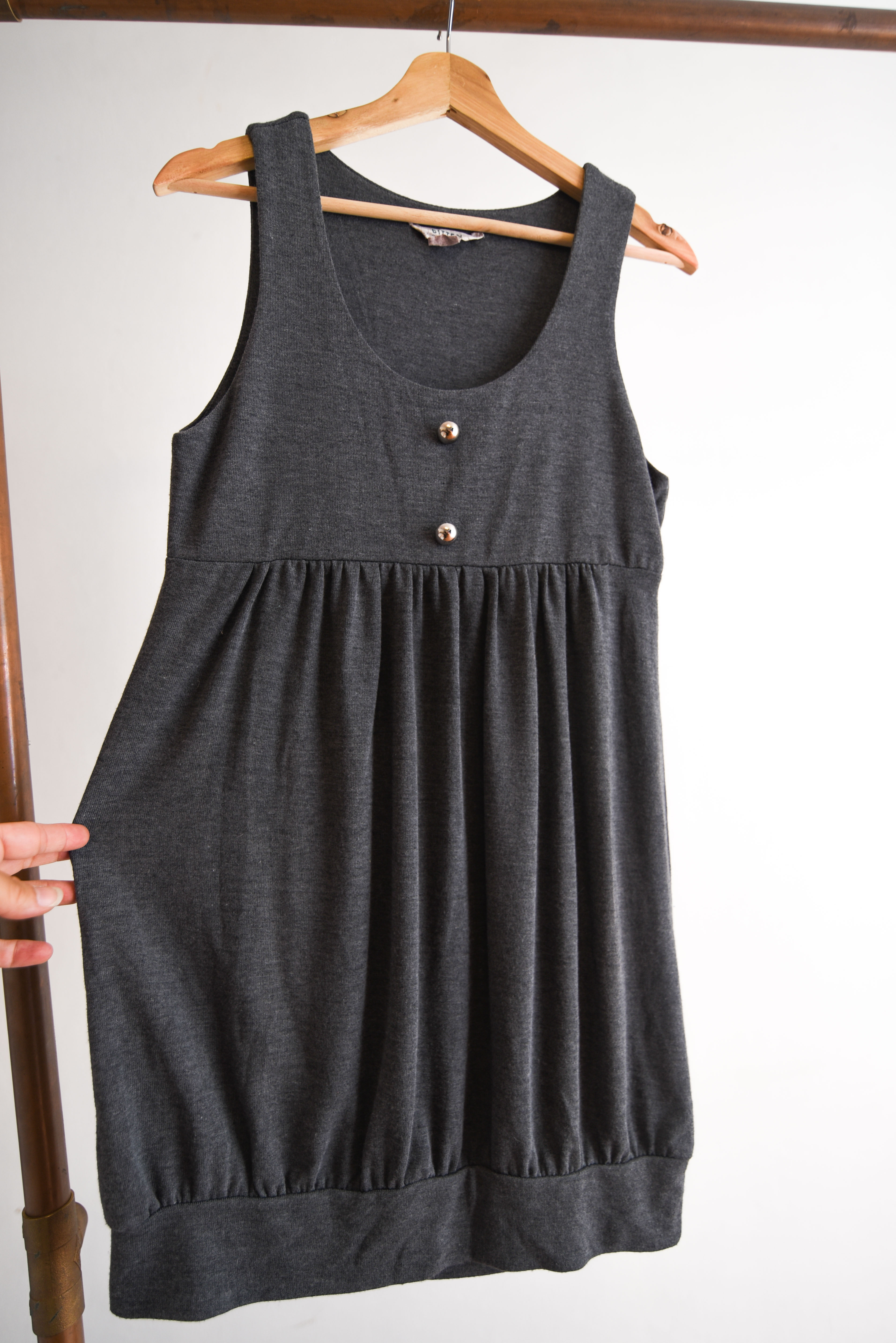 Vestido gris globo