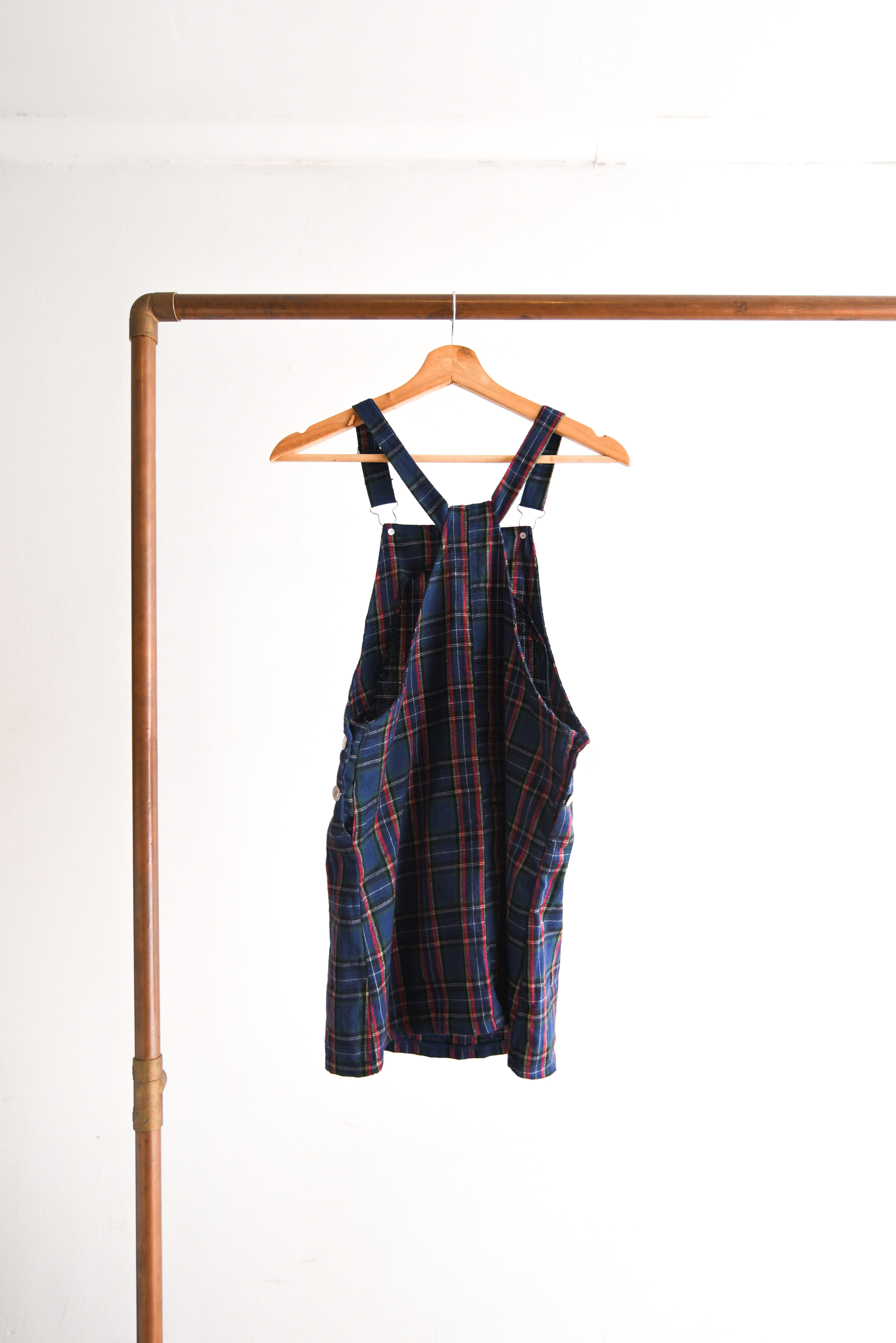 Jardinera dress tartán