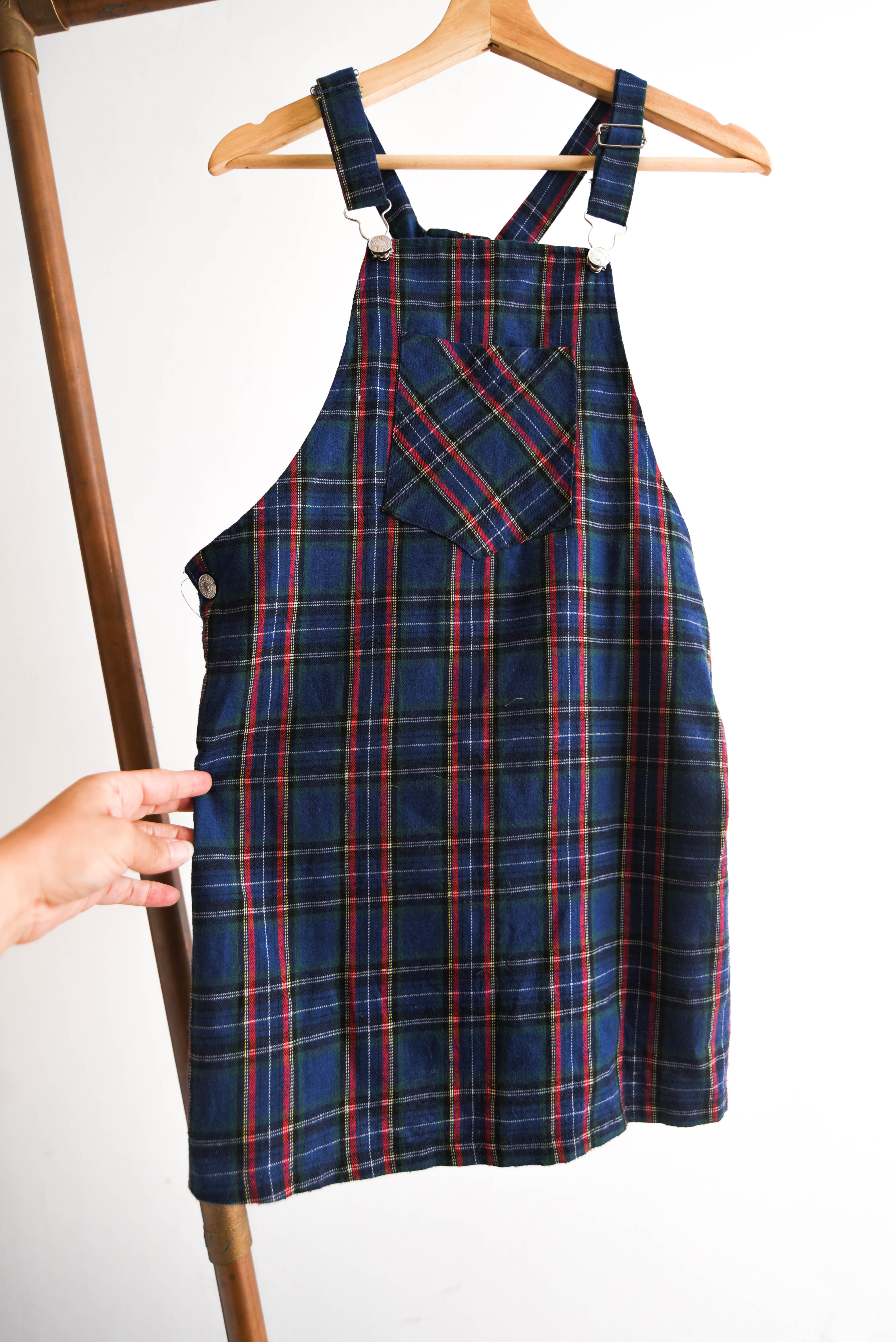 Jardinera dress tartán