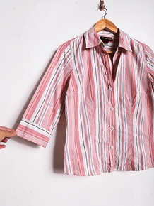 Camisa rayada pastel