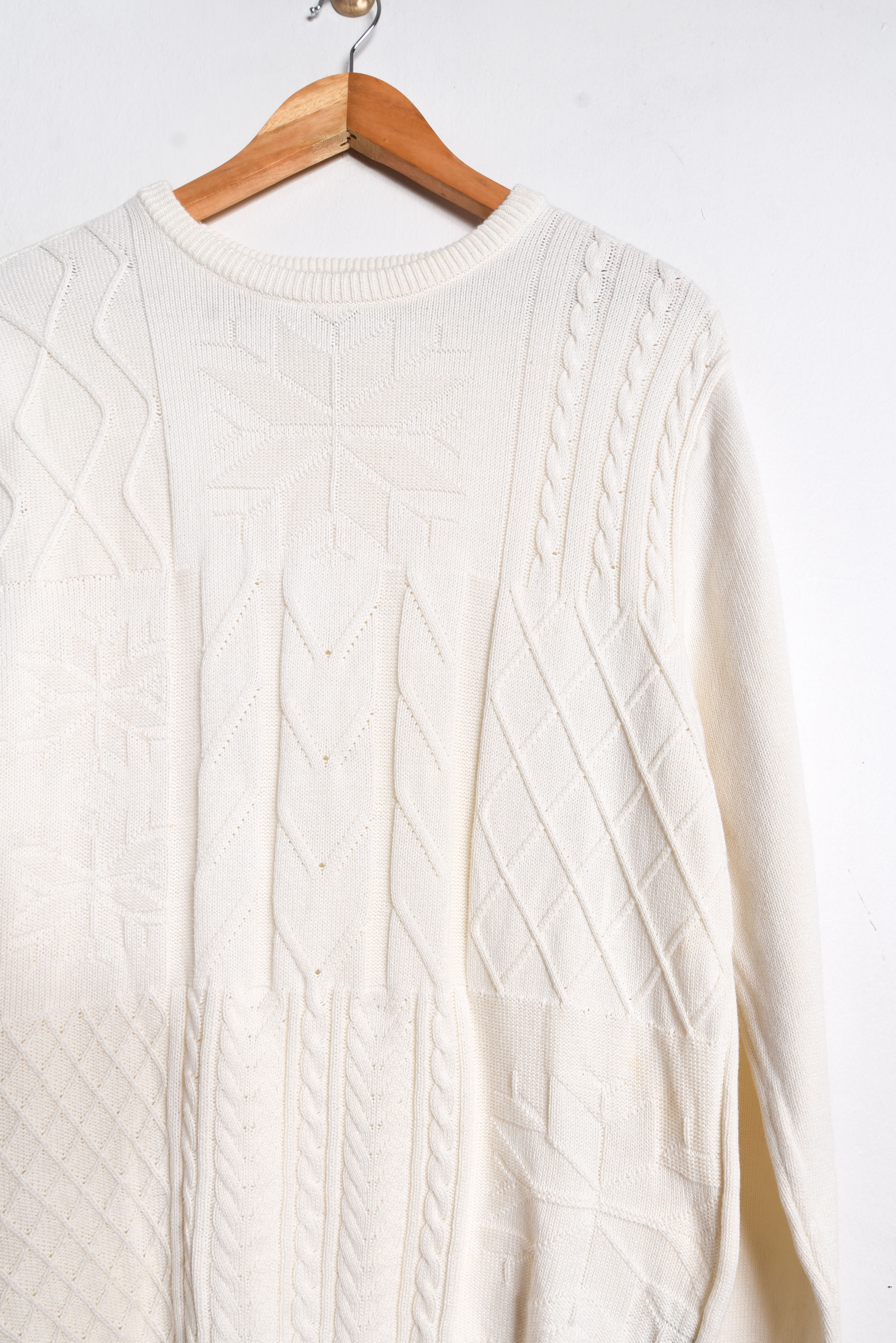 Chaleco vintage marfil figuras