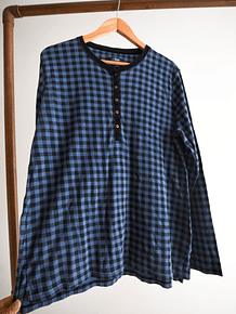 Polera azul gingham