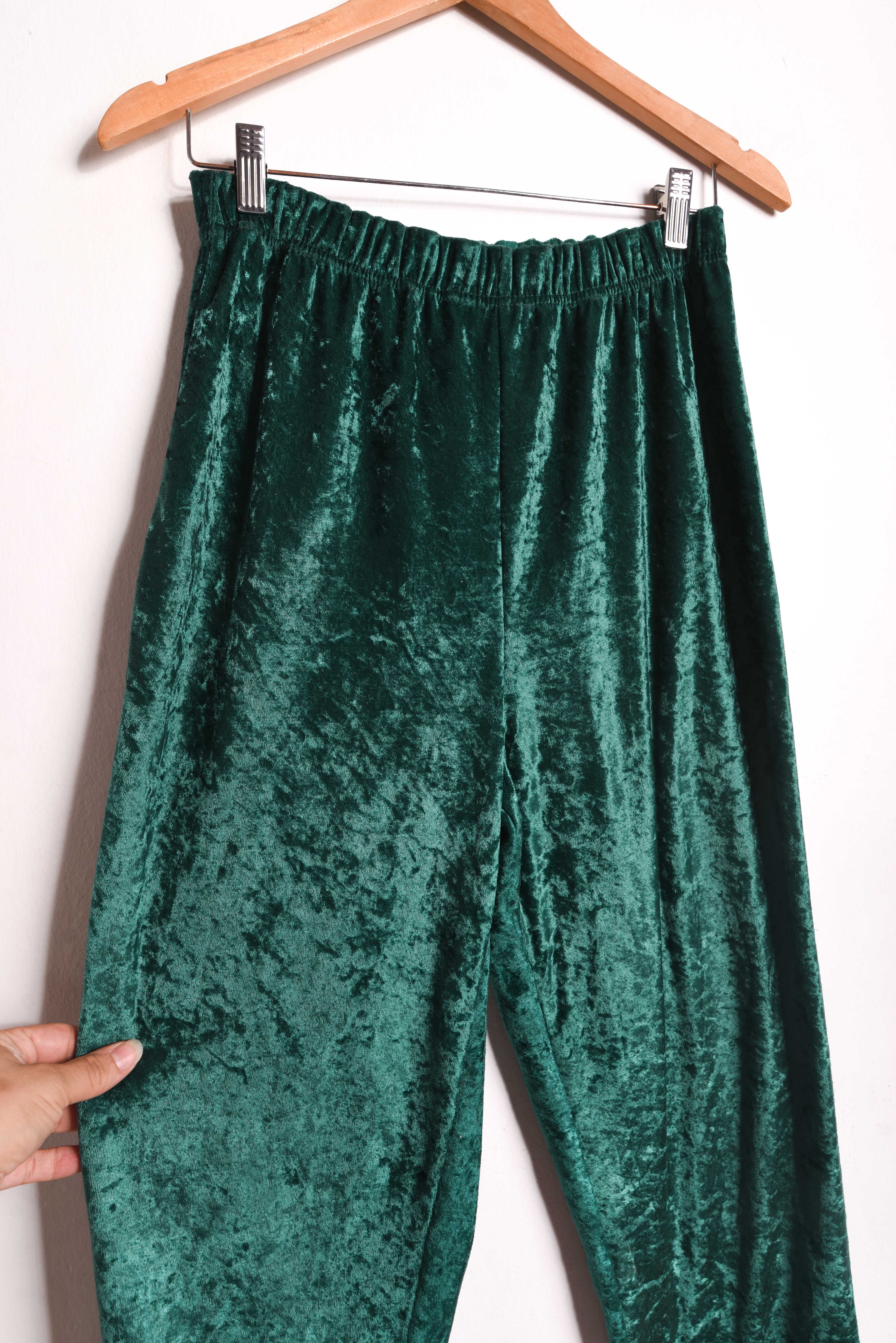 Pantalón plush verde botella vintage