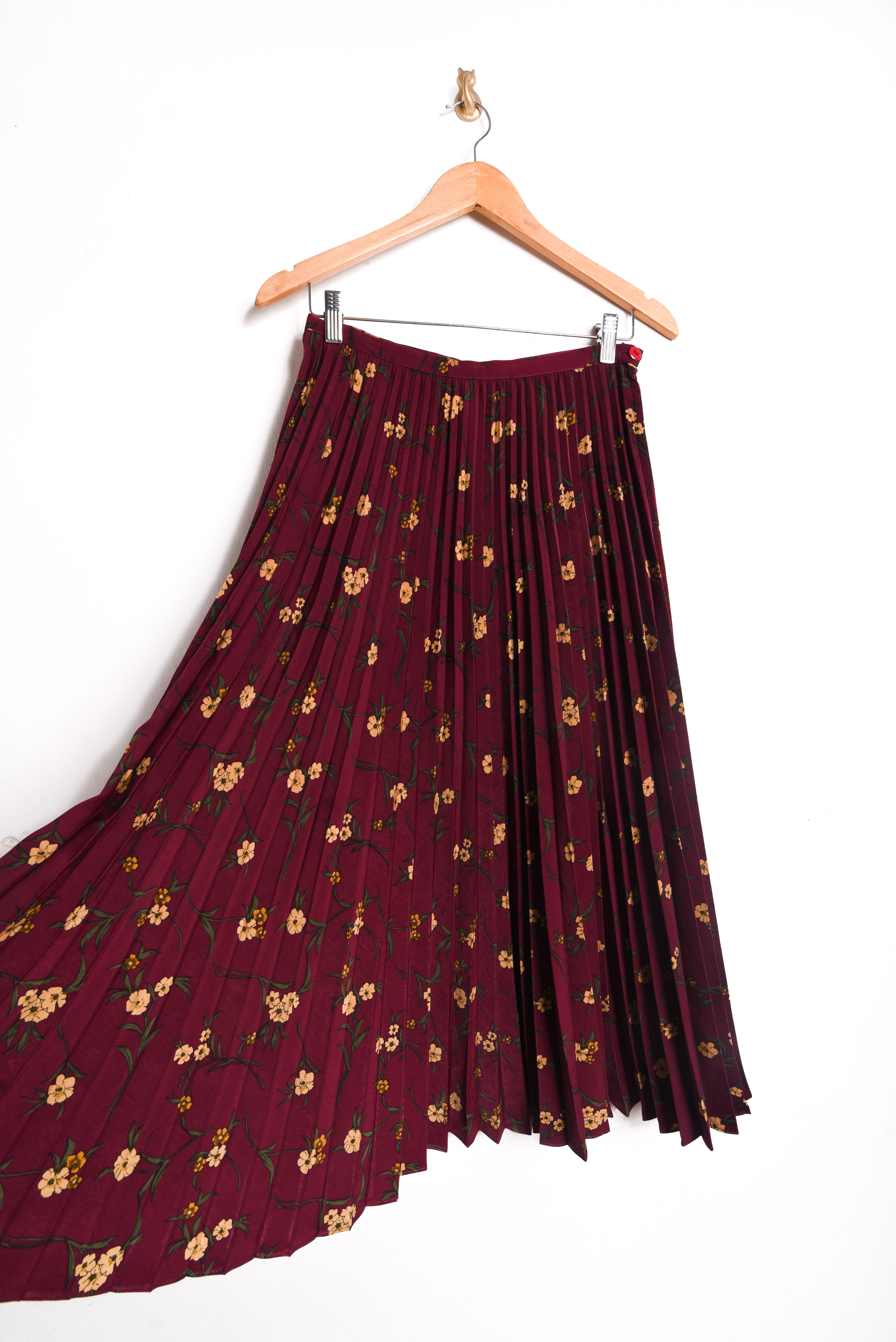 Maxi falda plisada burdeo vntg