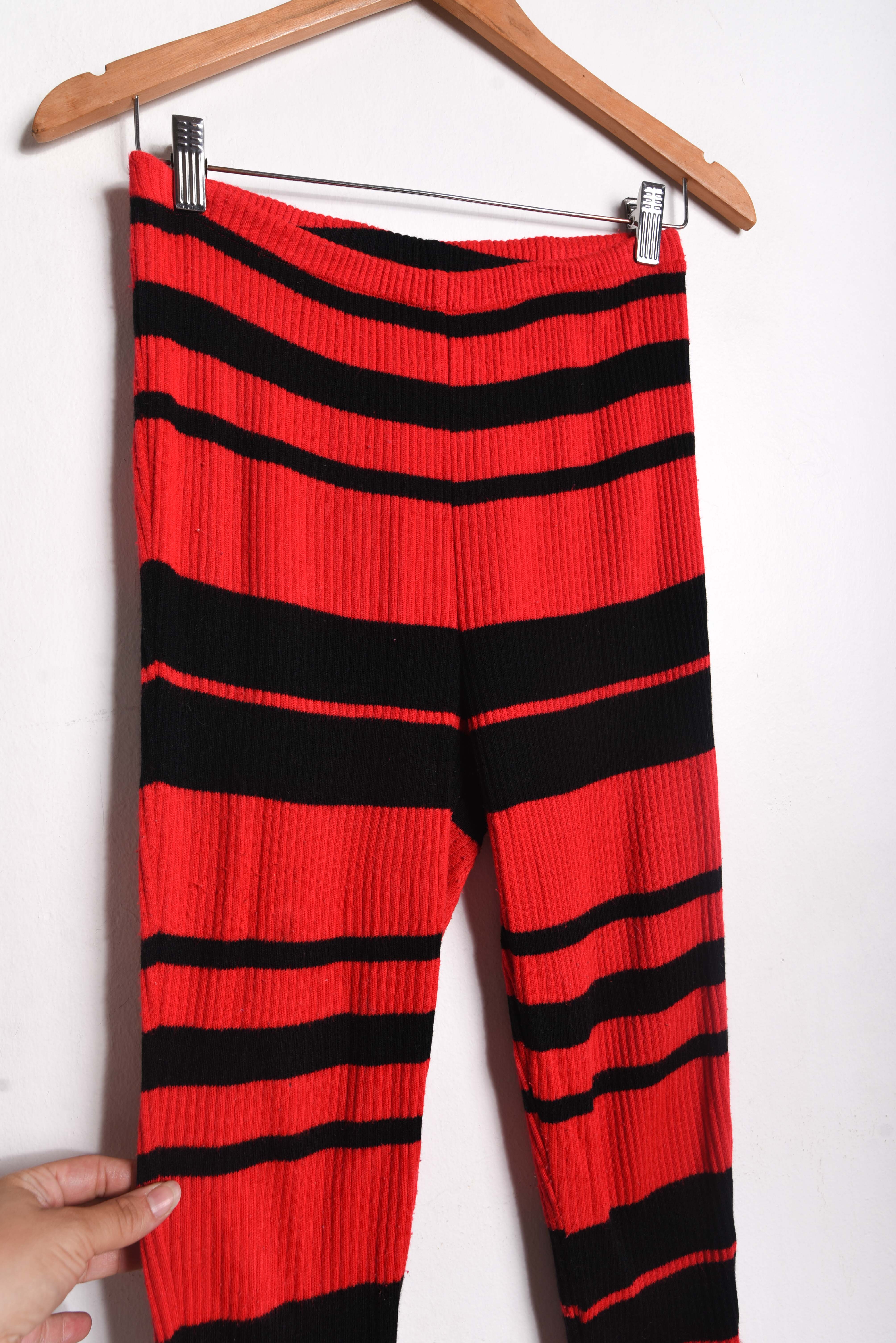 Calza roja acanalada vintage