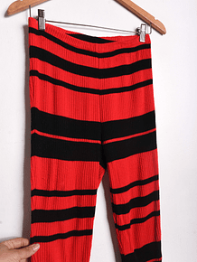 Calza roja acanalada vintage