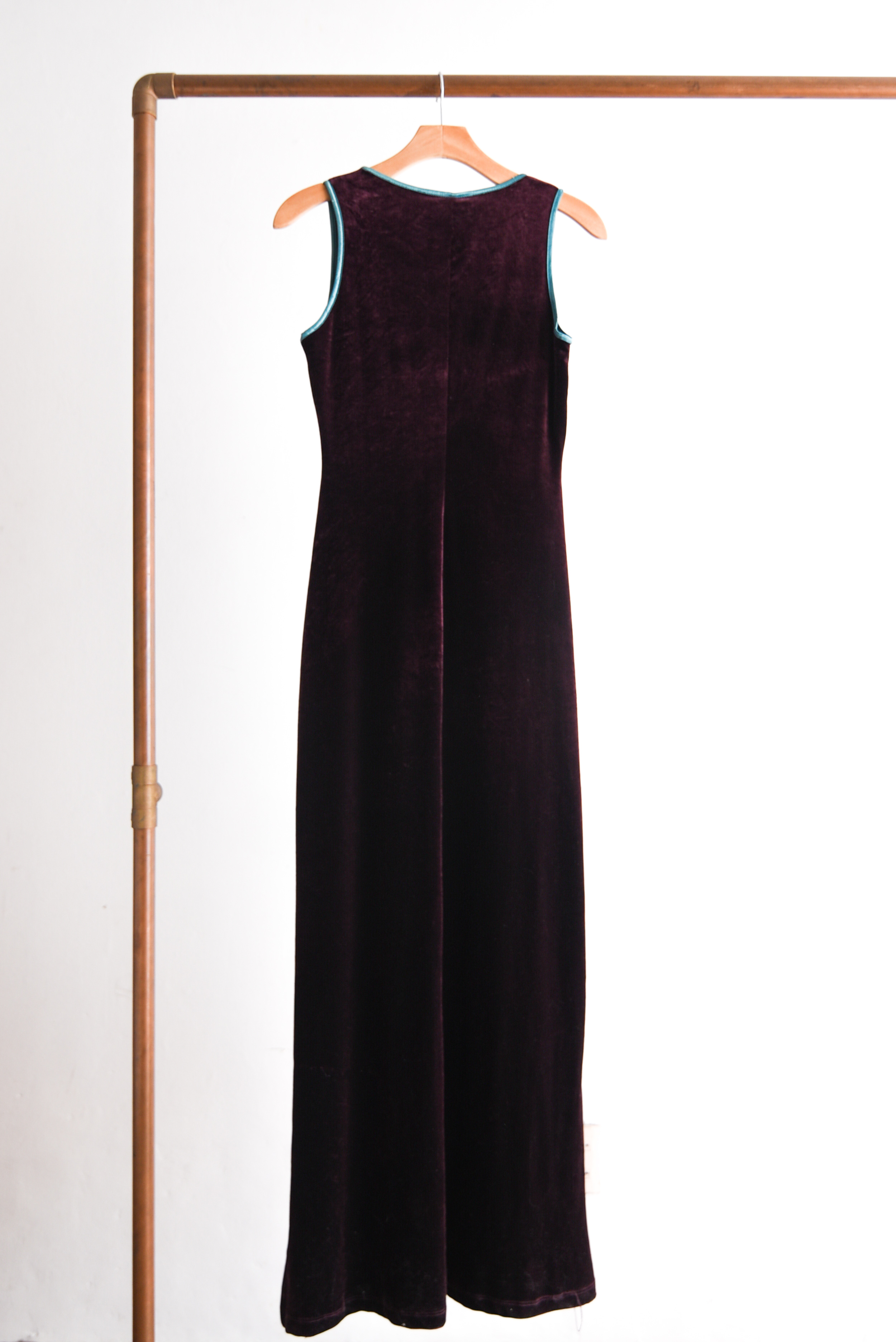 Maxi vestido burdeo velvet 90s