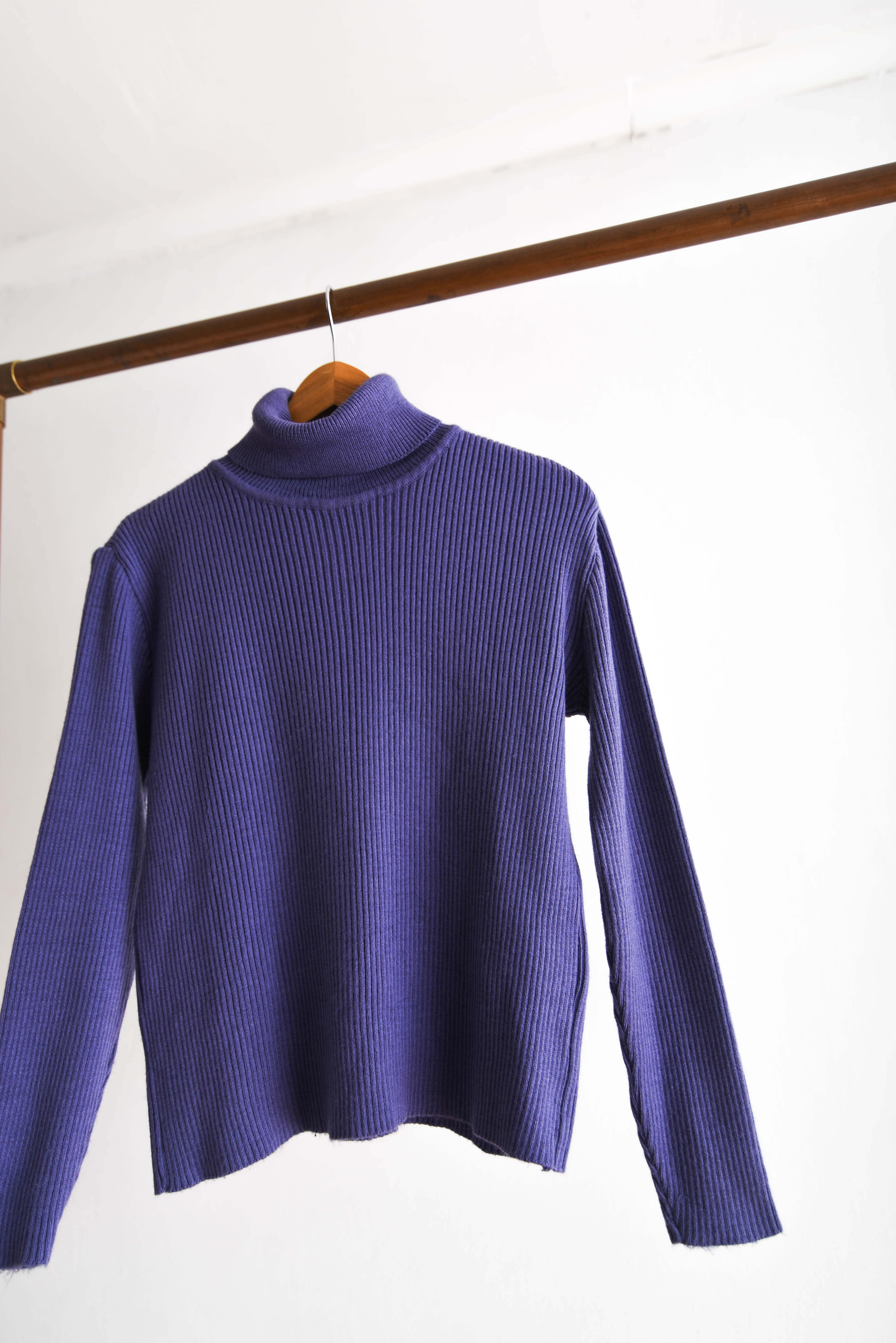 Turtleneck acanalado purple
