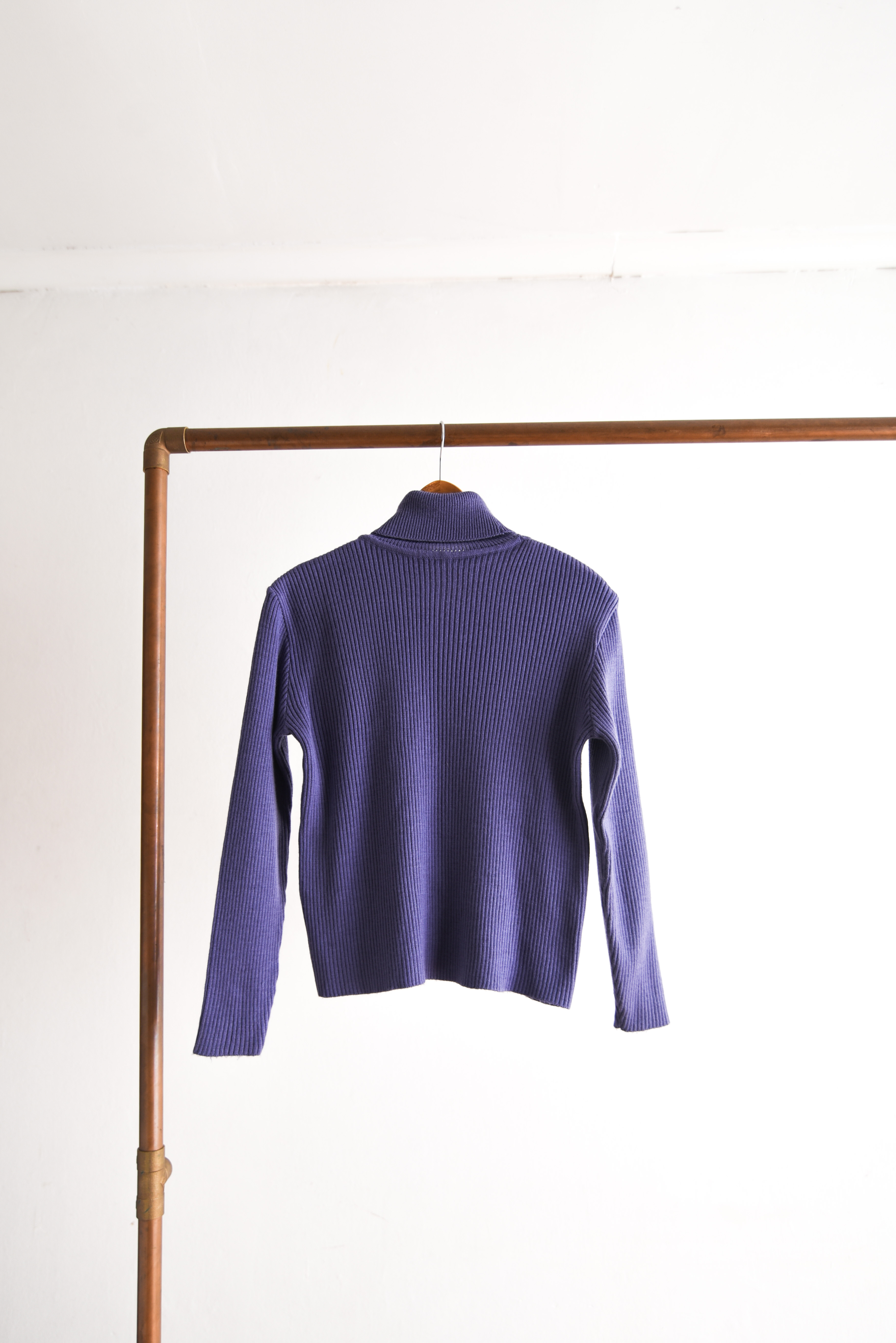 Turtleneck acanalado purple
