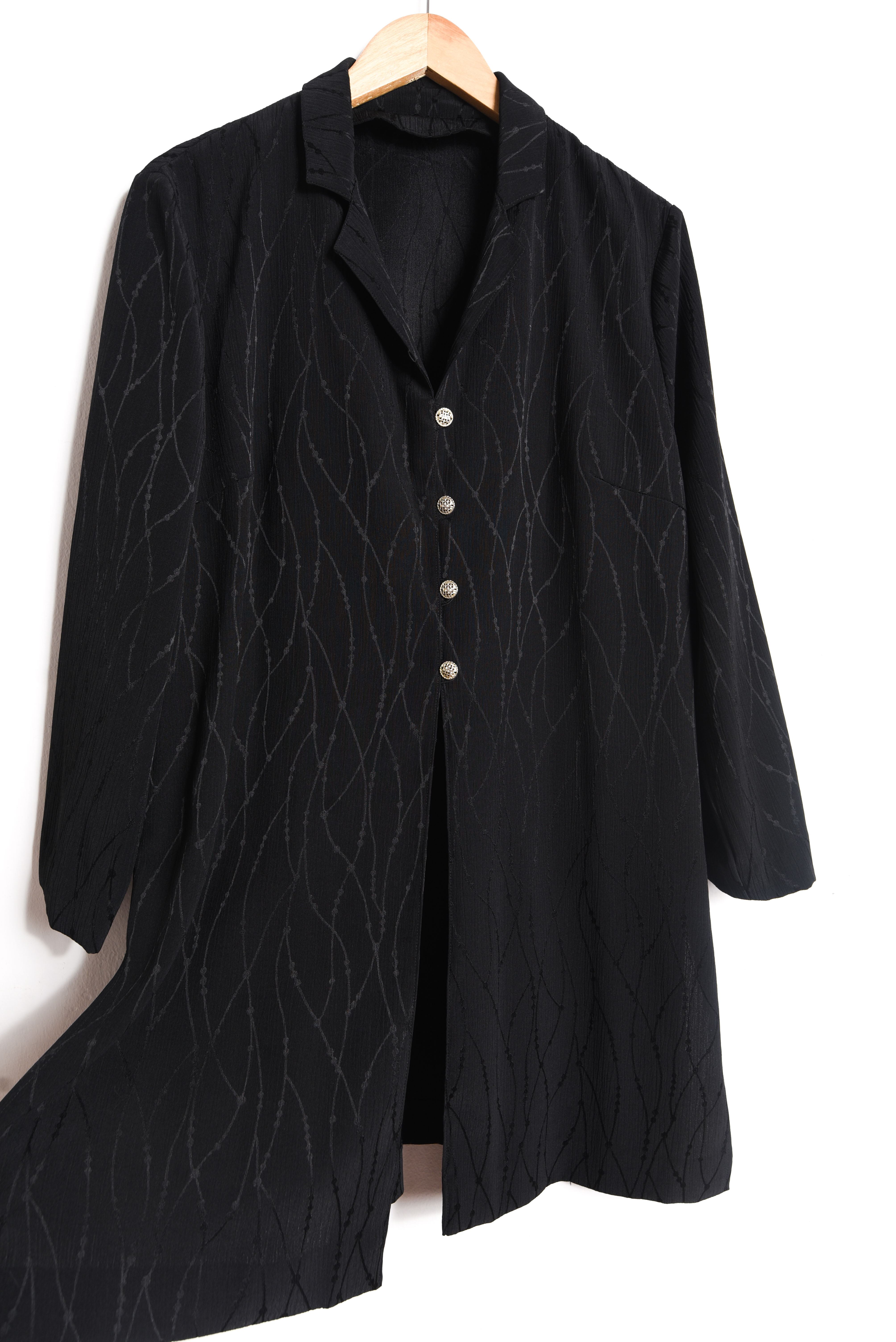 Blusón negro brocato