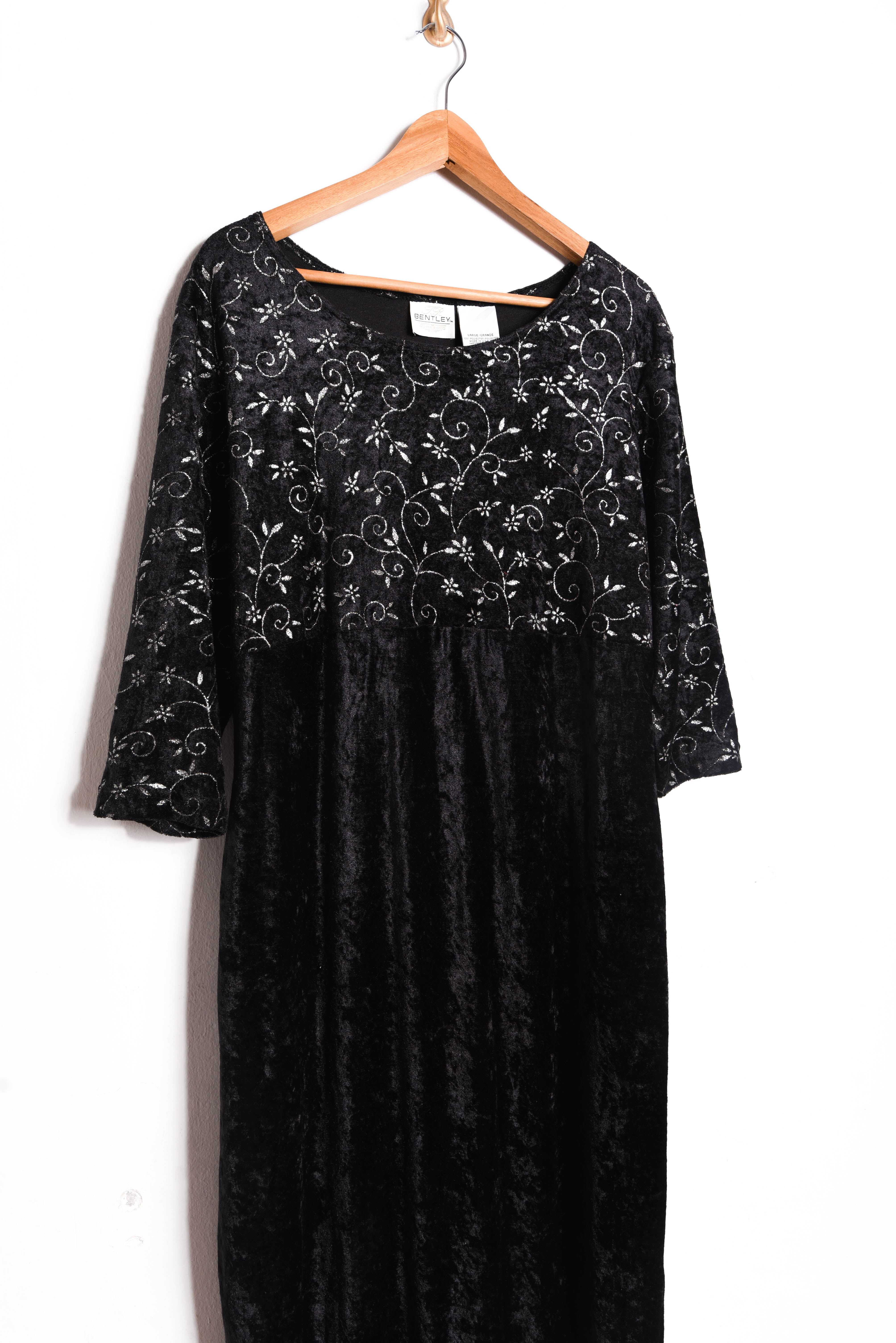 Maxi vestido black velvet brillos 90s