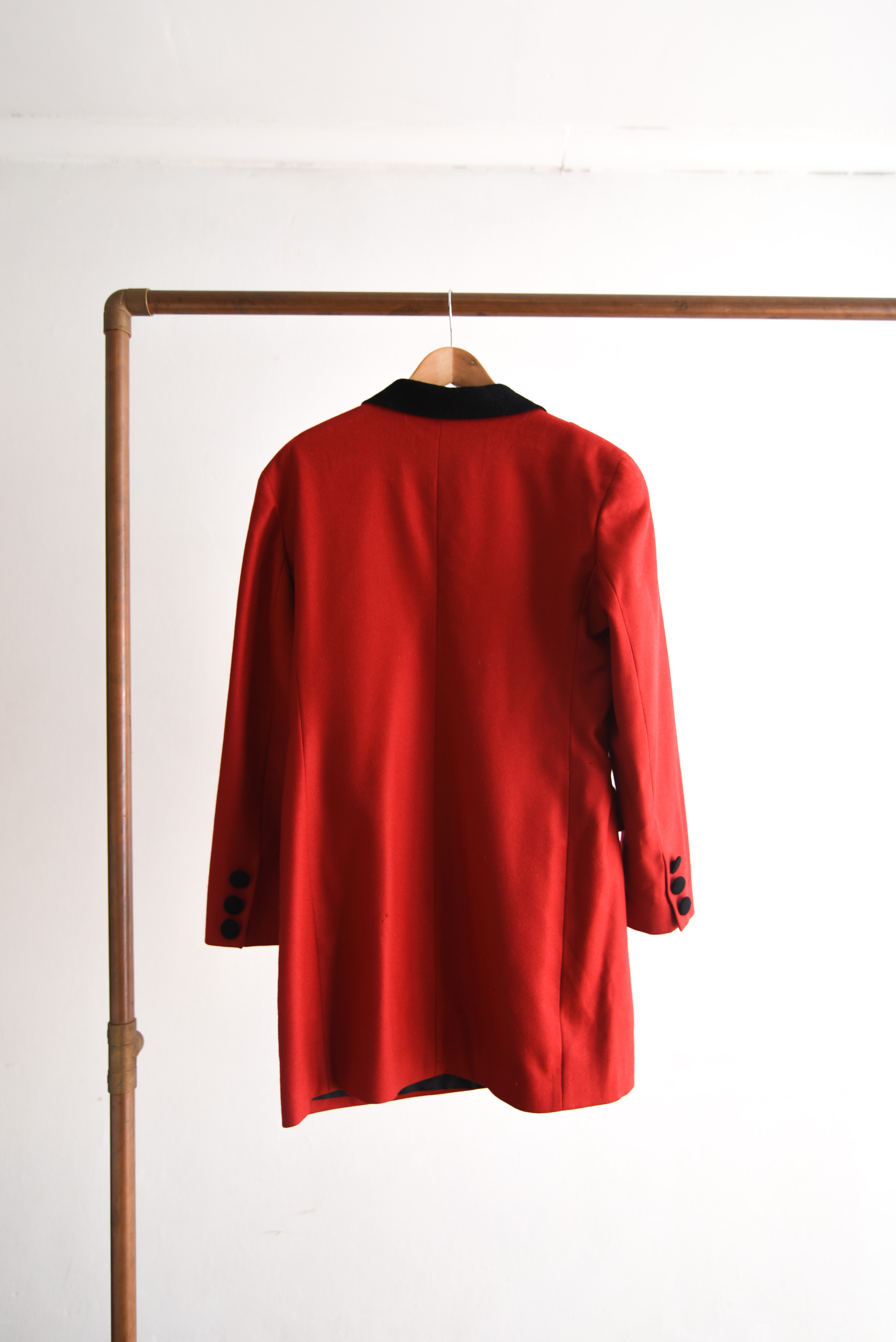 Abrigo rojo y negro lana vintage