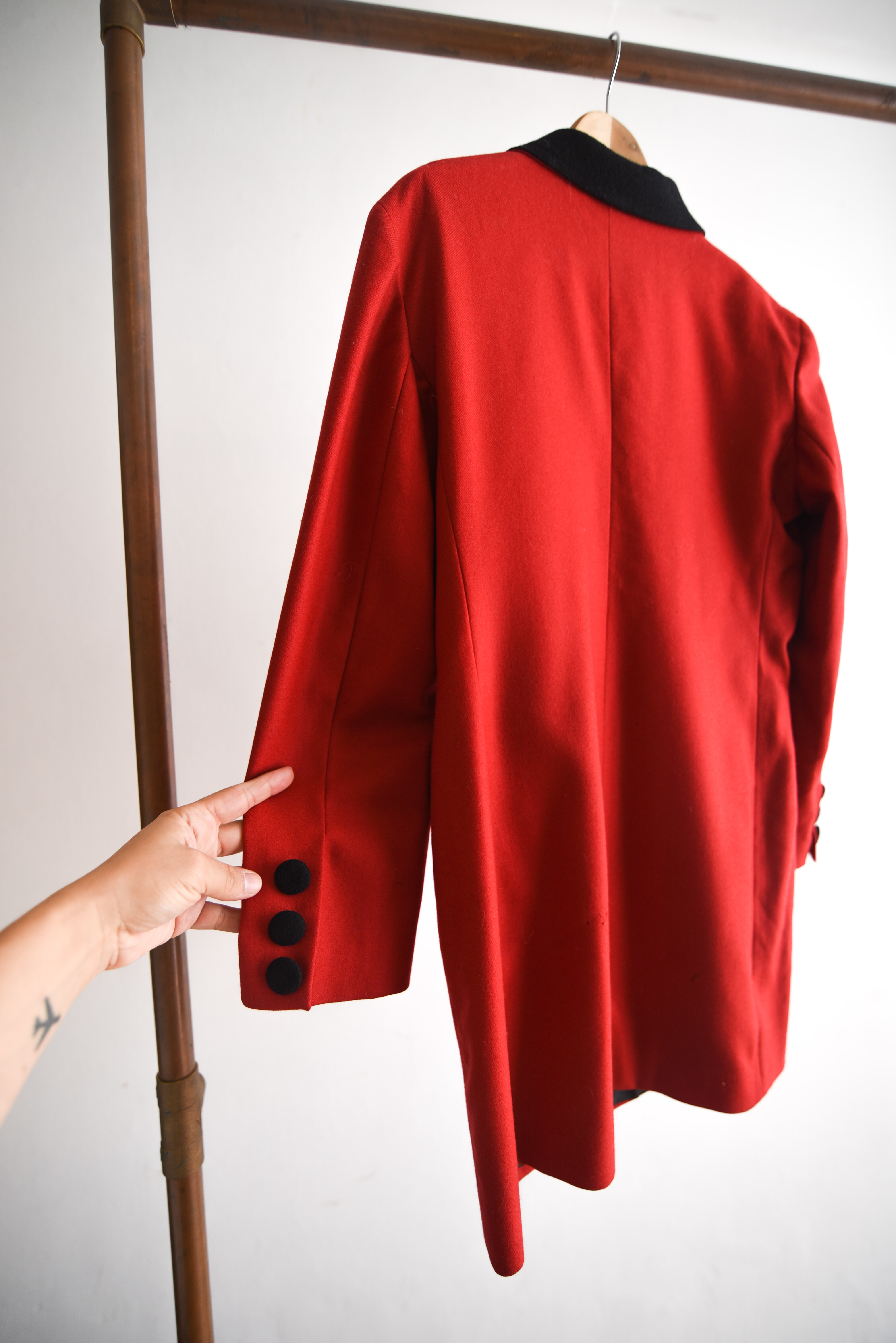 Abrigo rojo y negro lana vintage