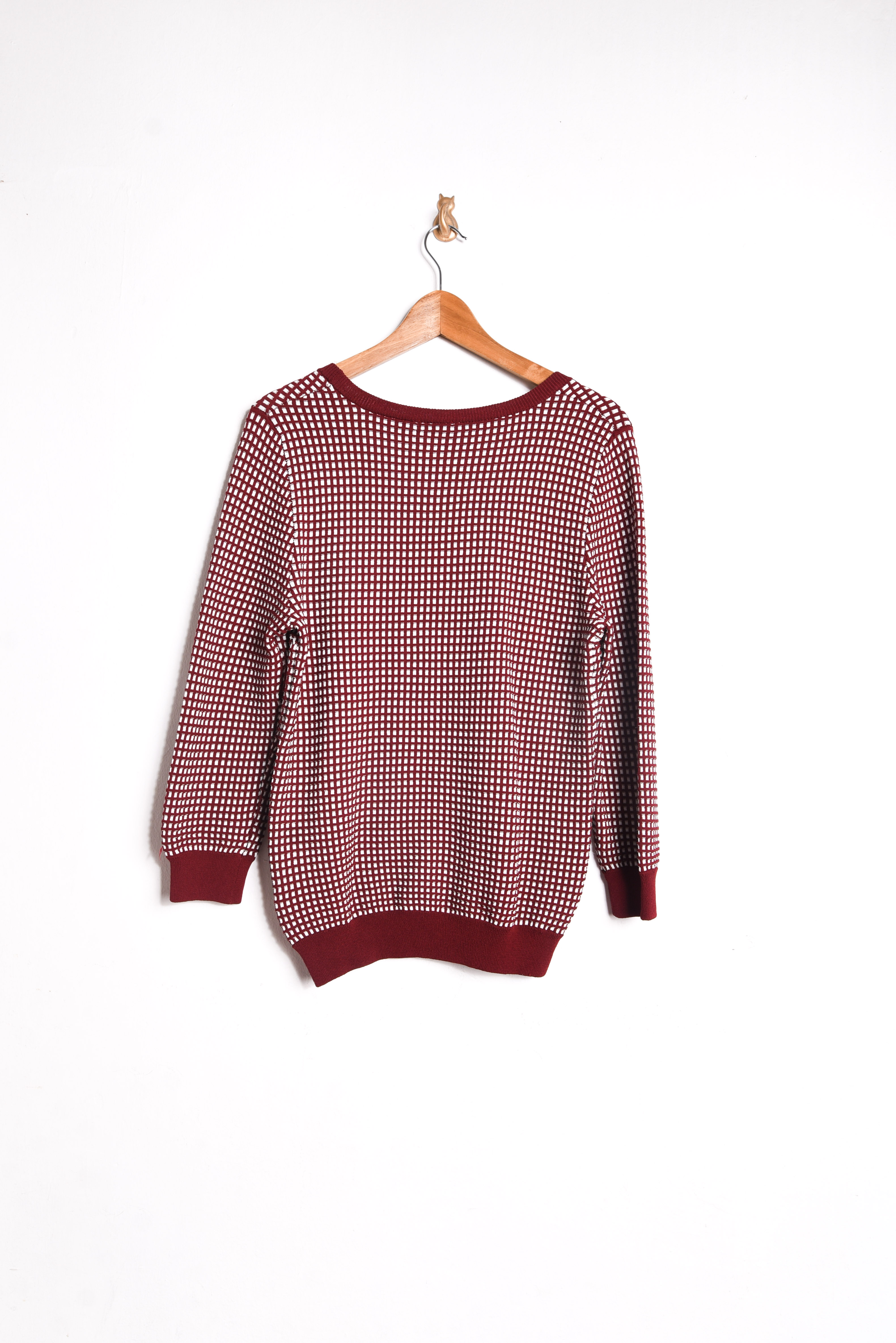 Top tejido geométrico granate