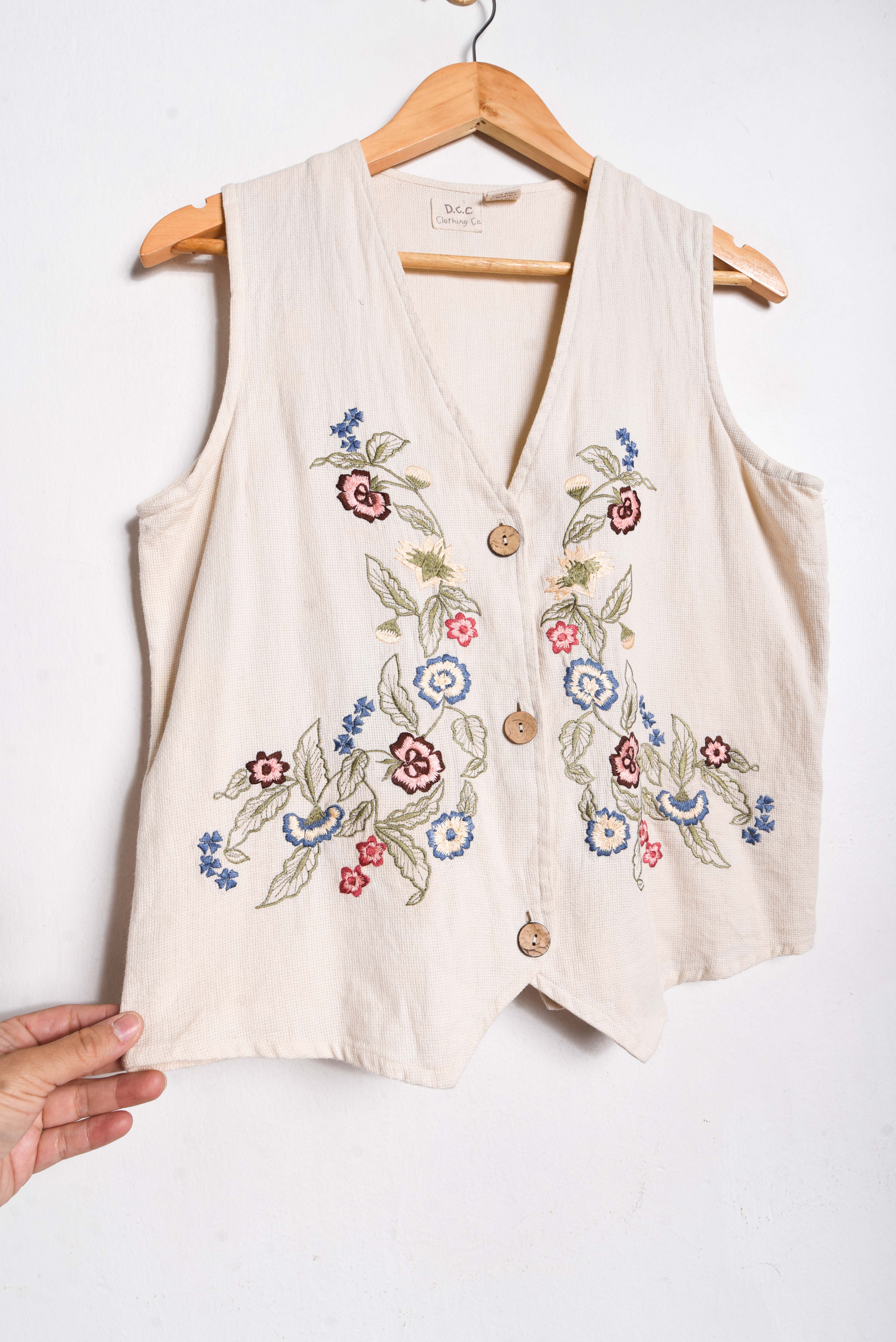 Gillet marfil bordado