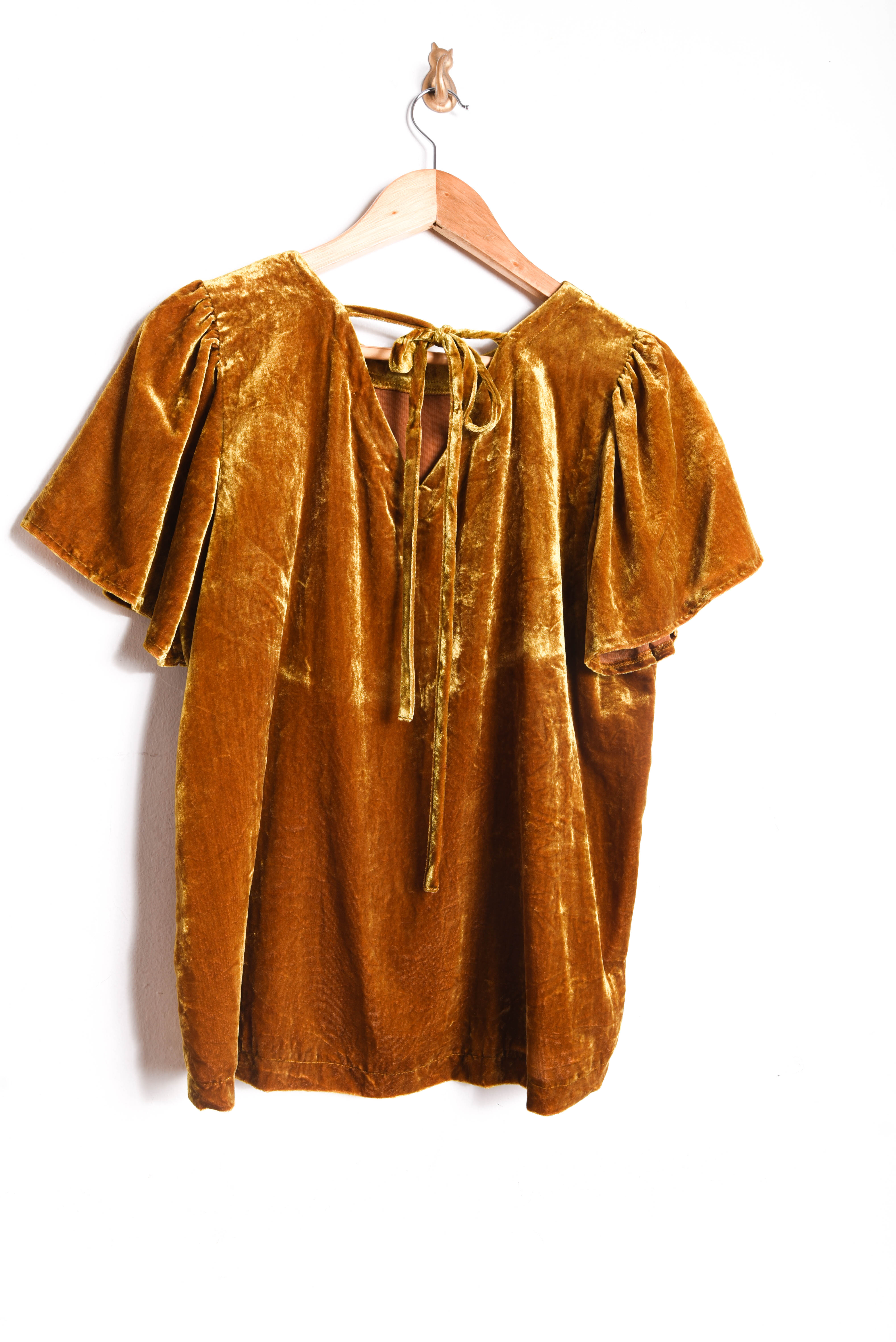 Blusa mostaza velvet