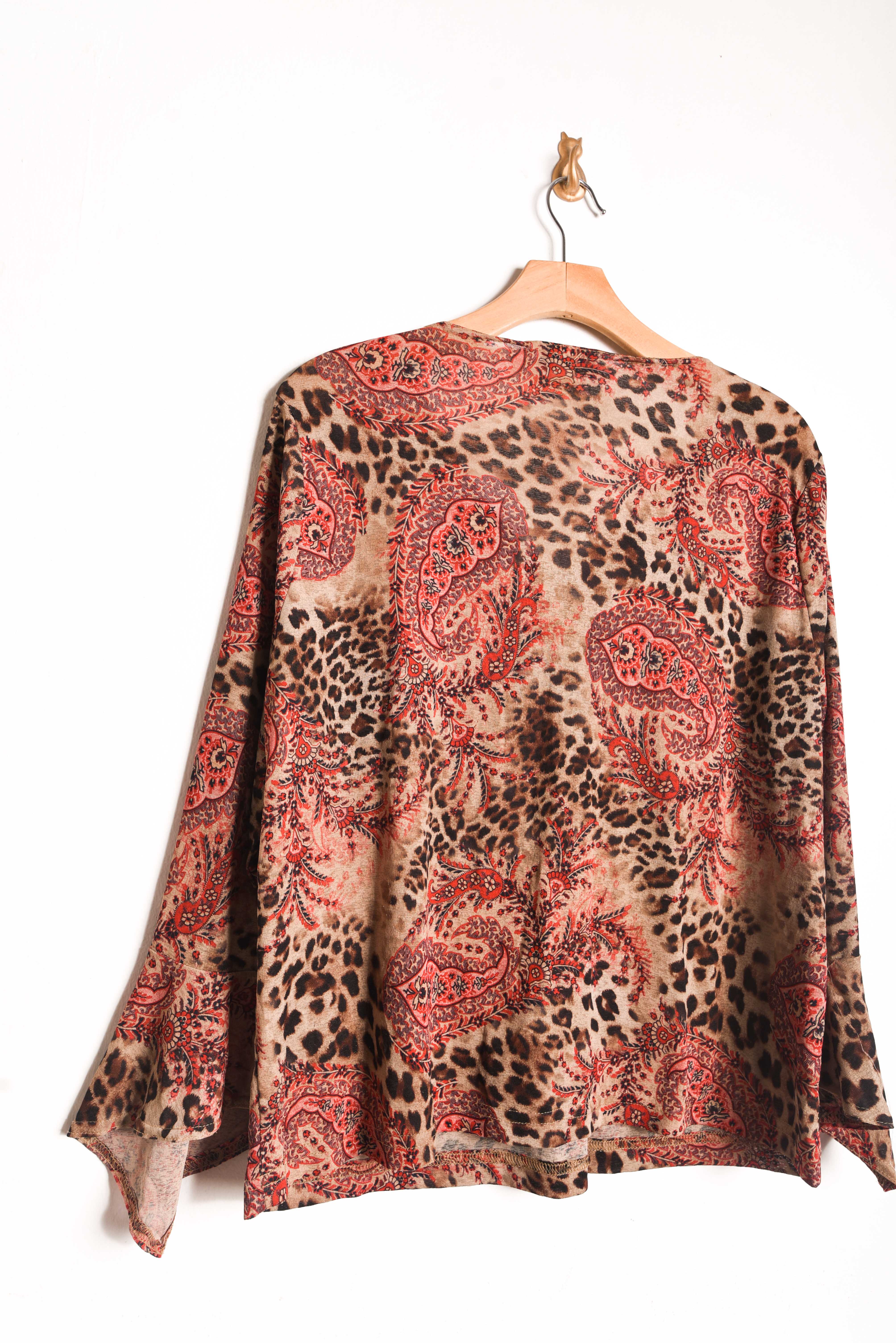 Polera café paisley y2k