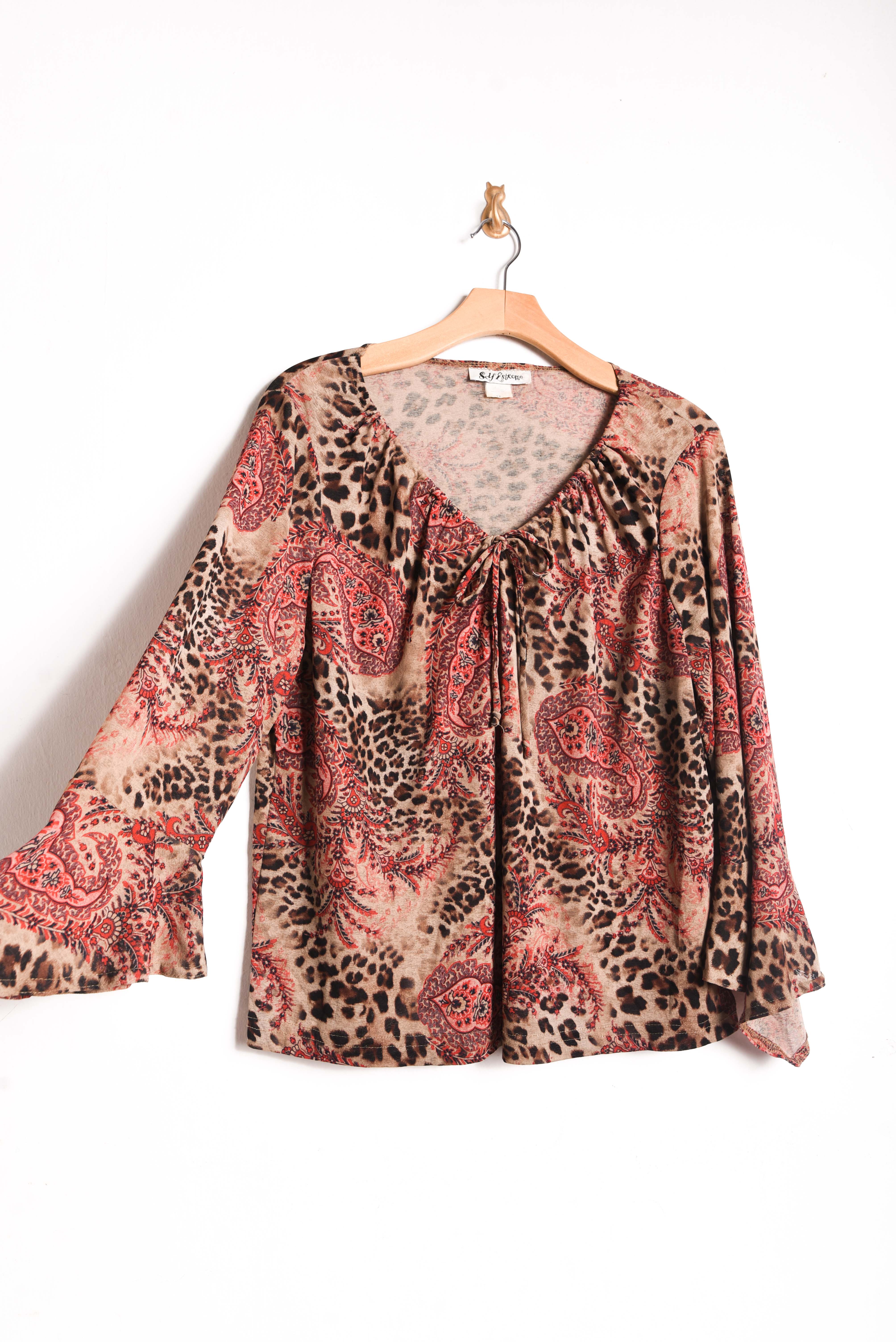 Polera café paisley y2k