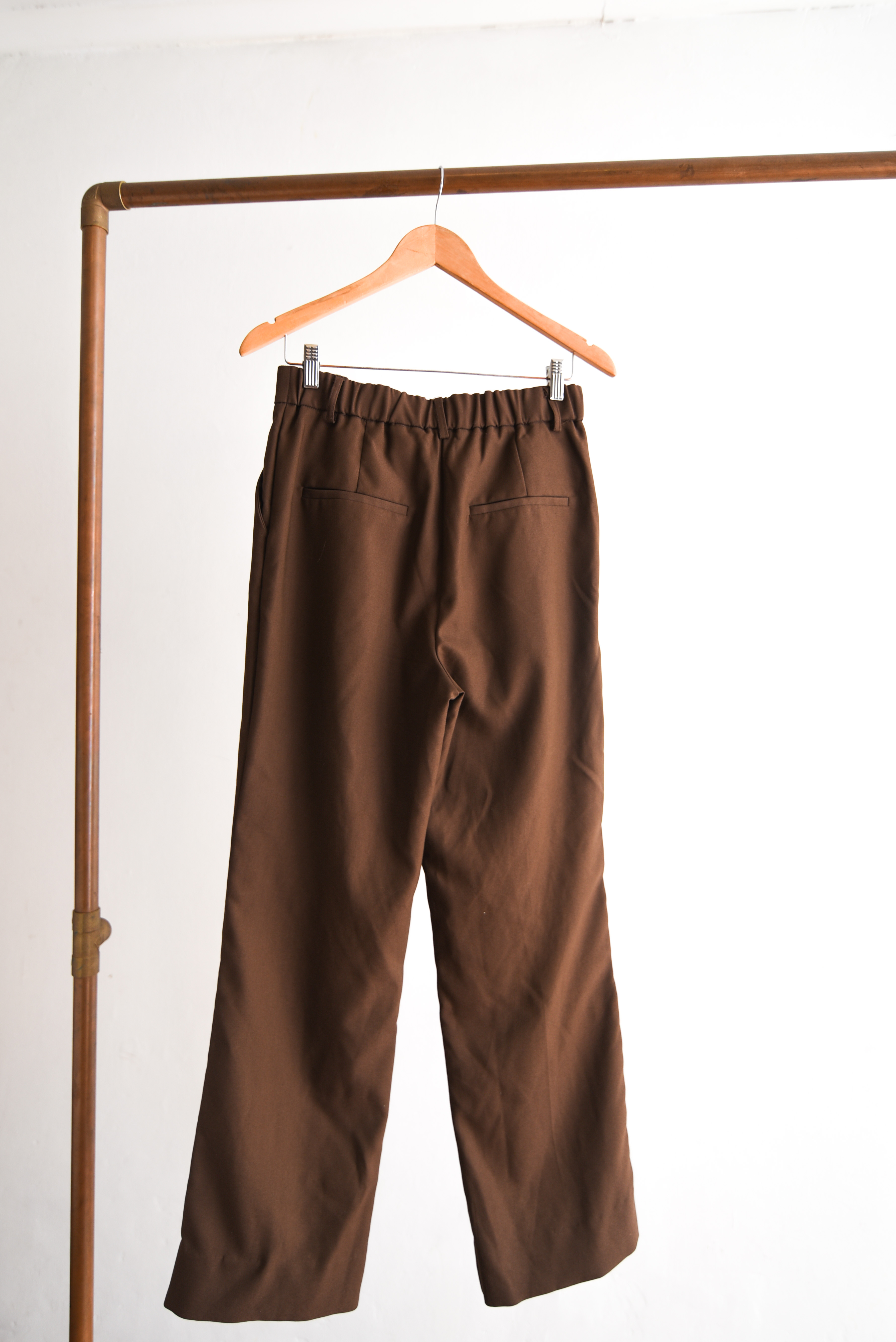Pantalón sastrero café