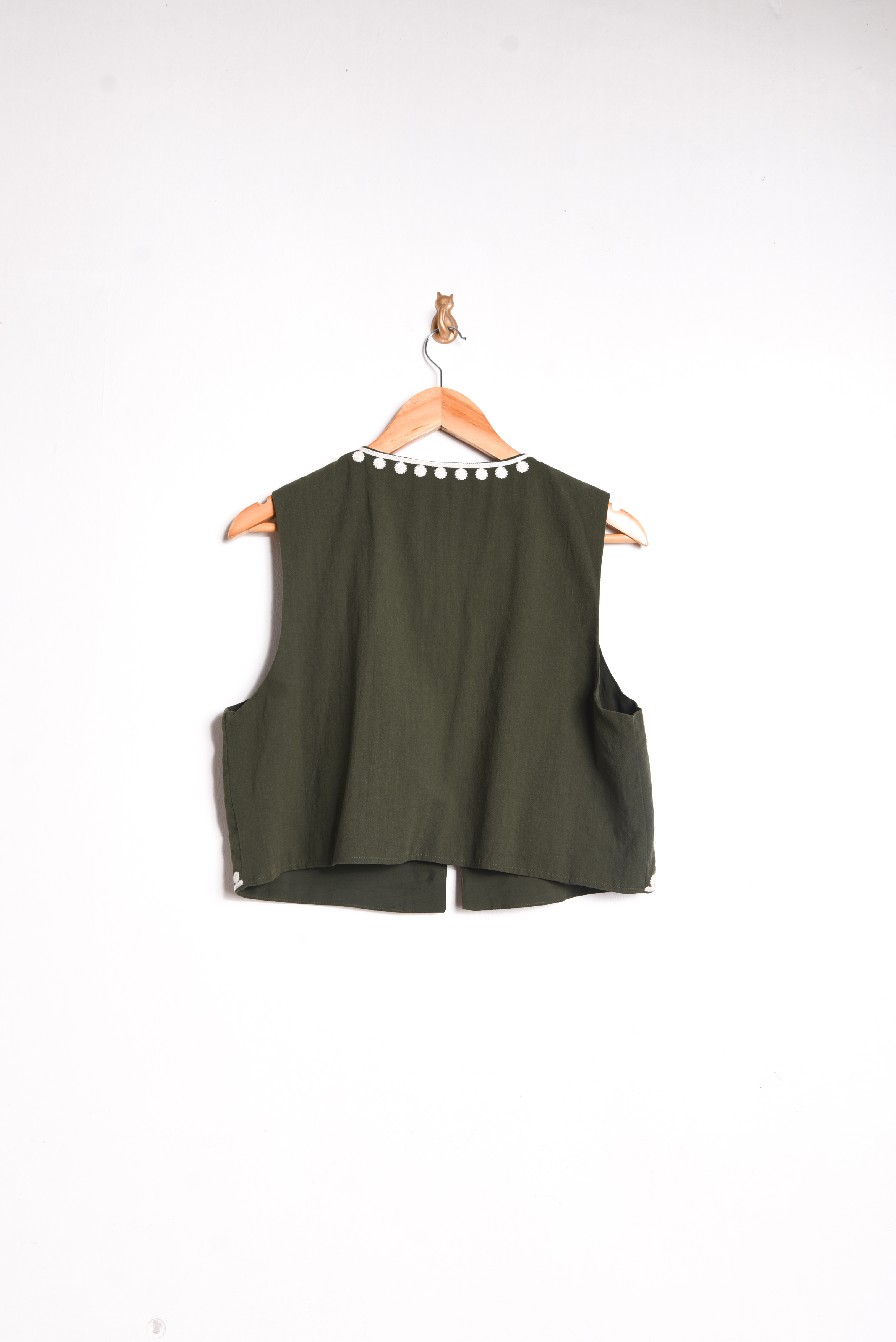 Gillet verde oliva bordado