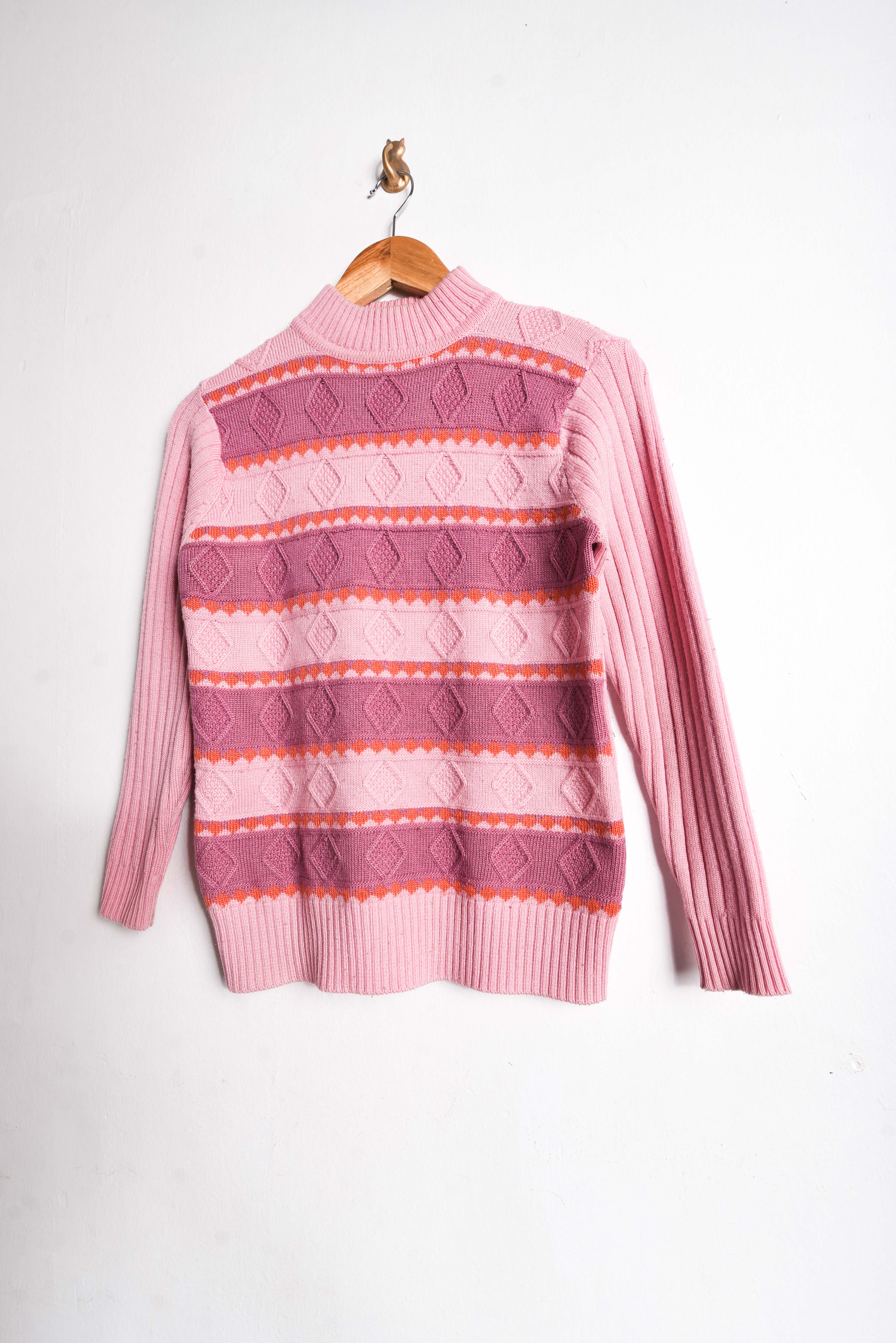 Chaleco rosa franjas 