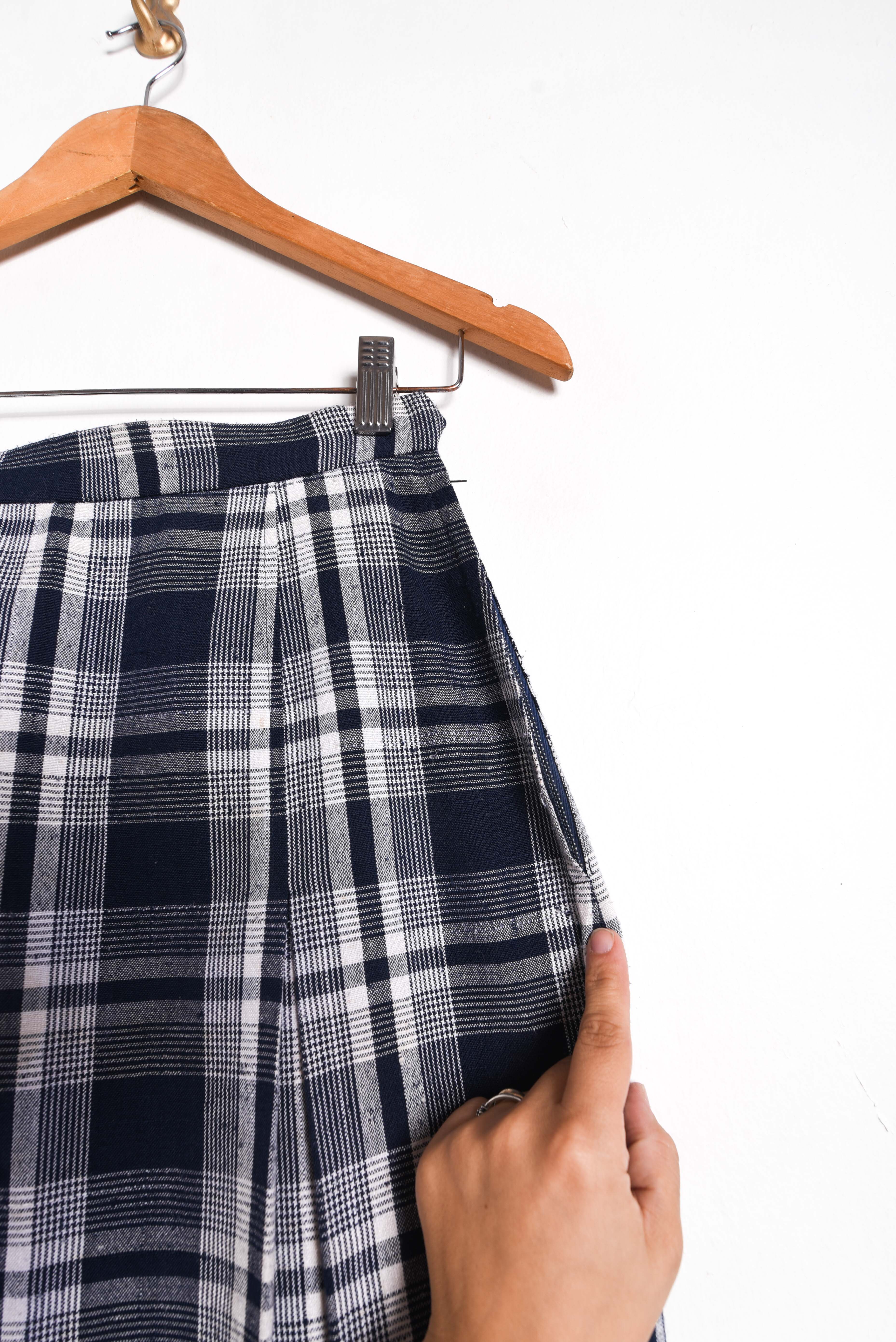 Falda vintage navy tartán