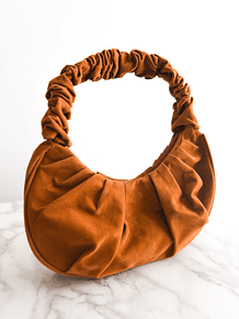 Cartera simil gamuza