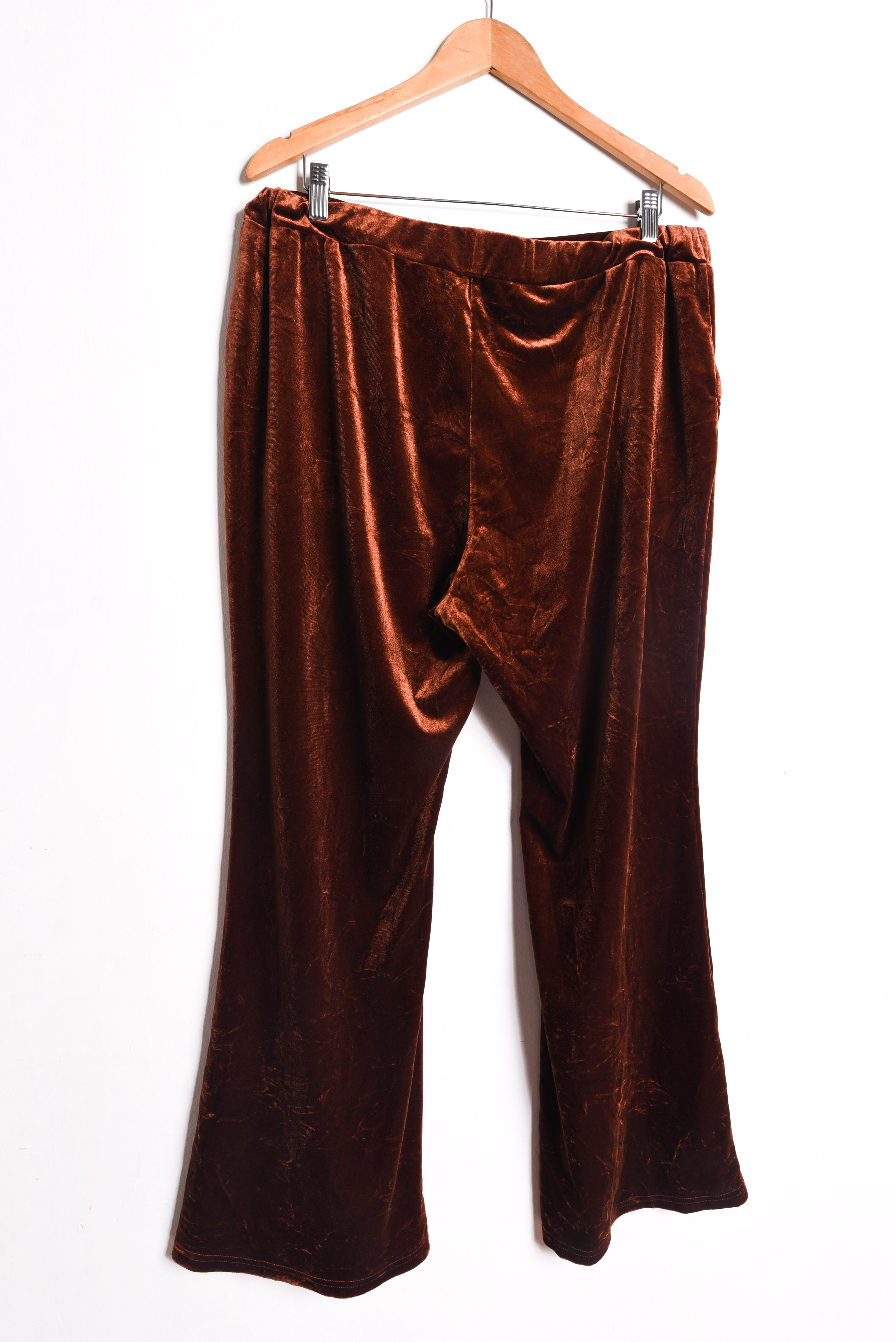 Pantalón granate velvet