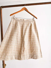 Falda beige 60s grilla