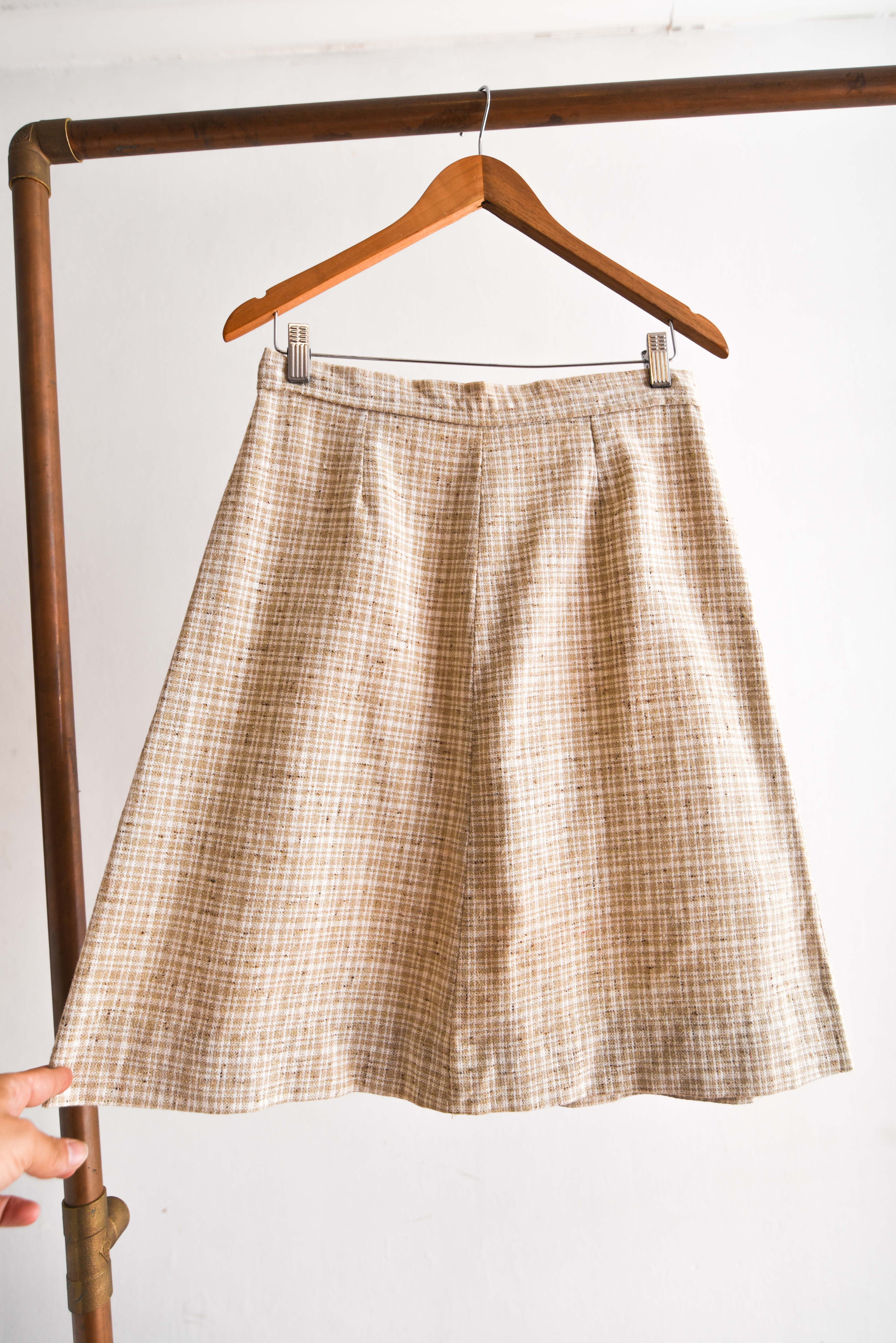 Falda beige 60s grilla