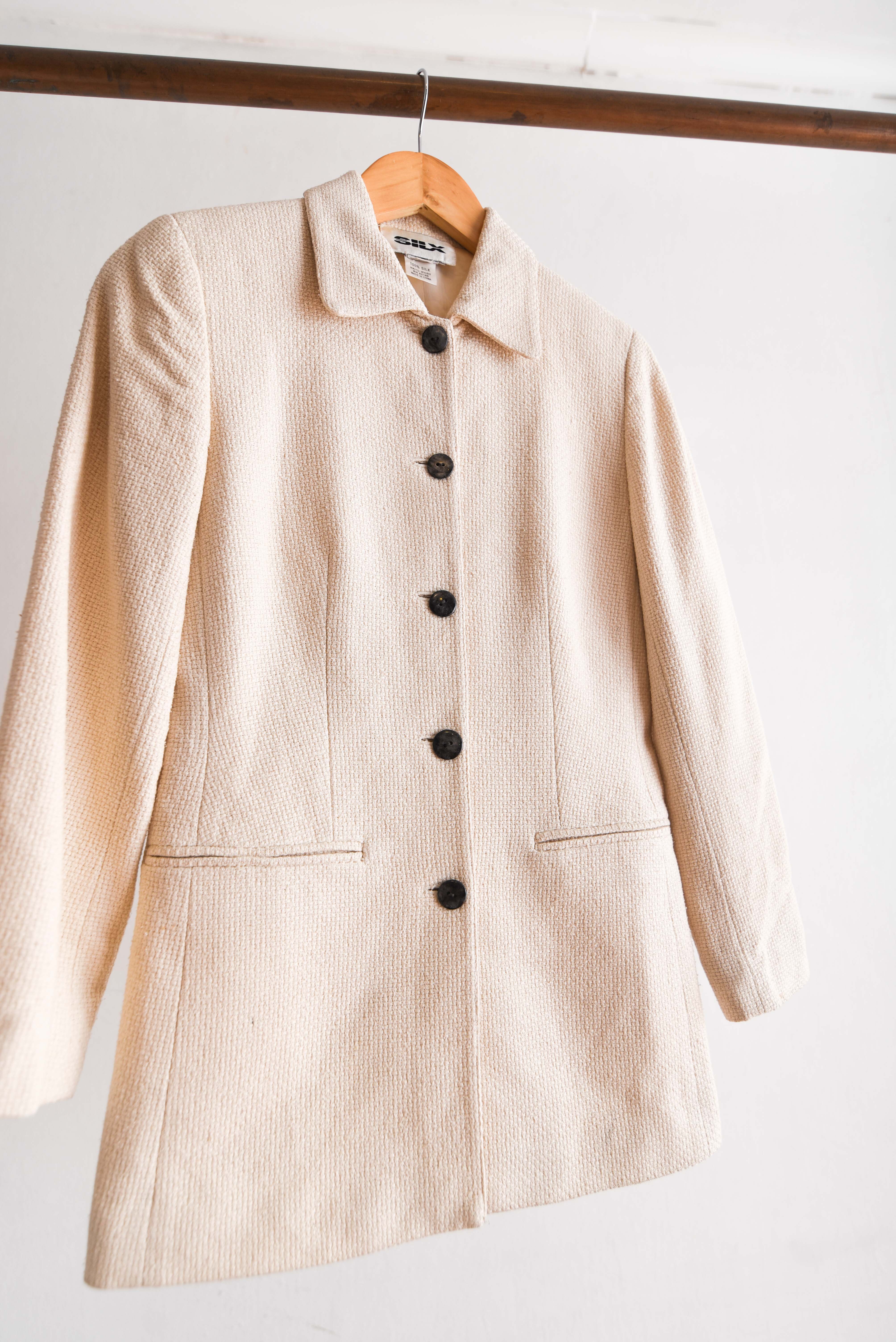Chaqueta marfil seda vintage
